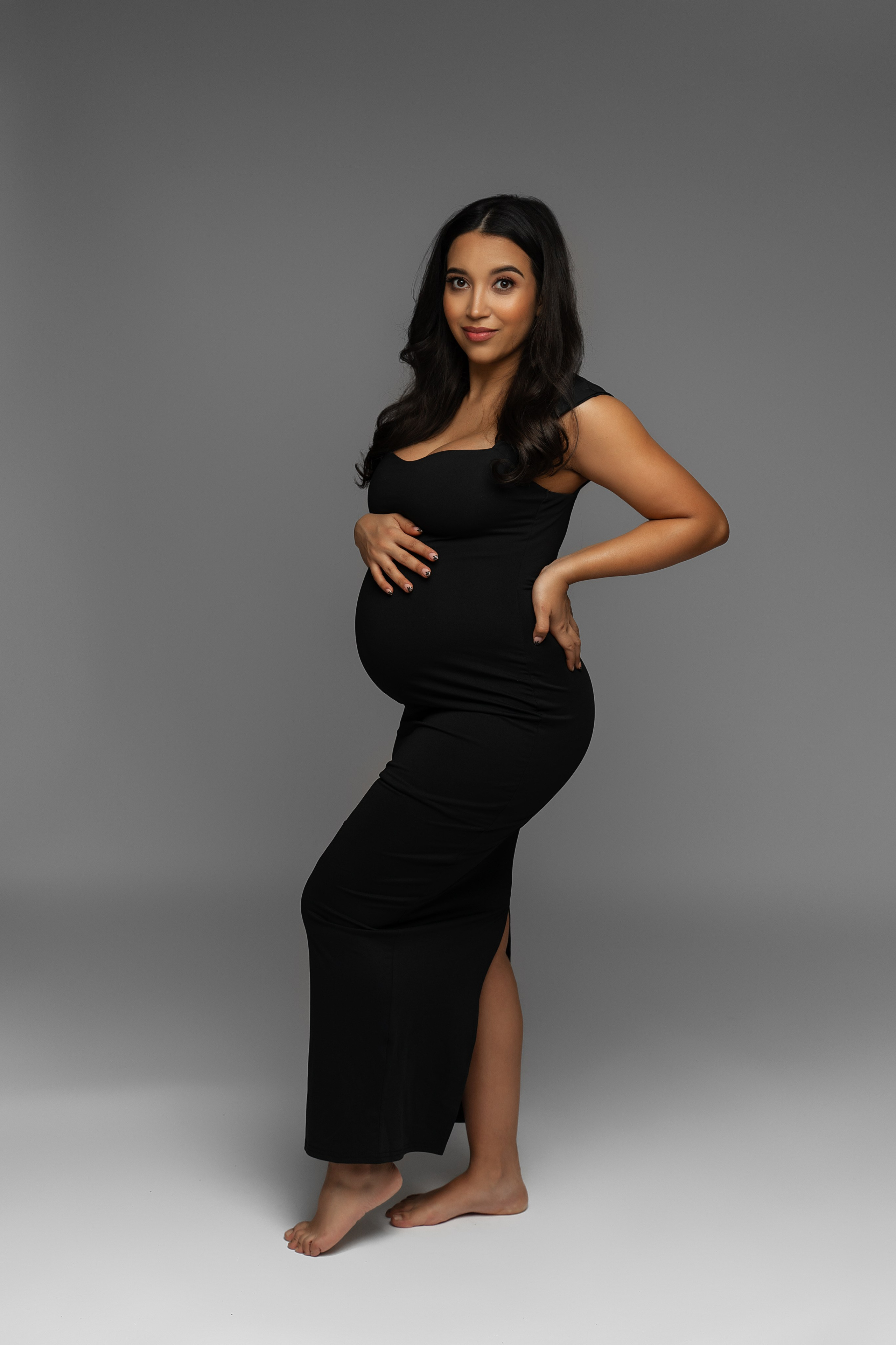 STUDIO: Barbara. Maternity/Love story/Wedding photographer