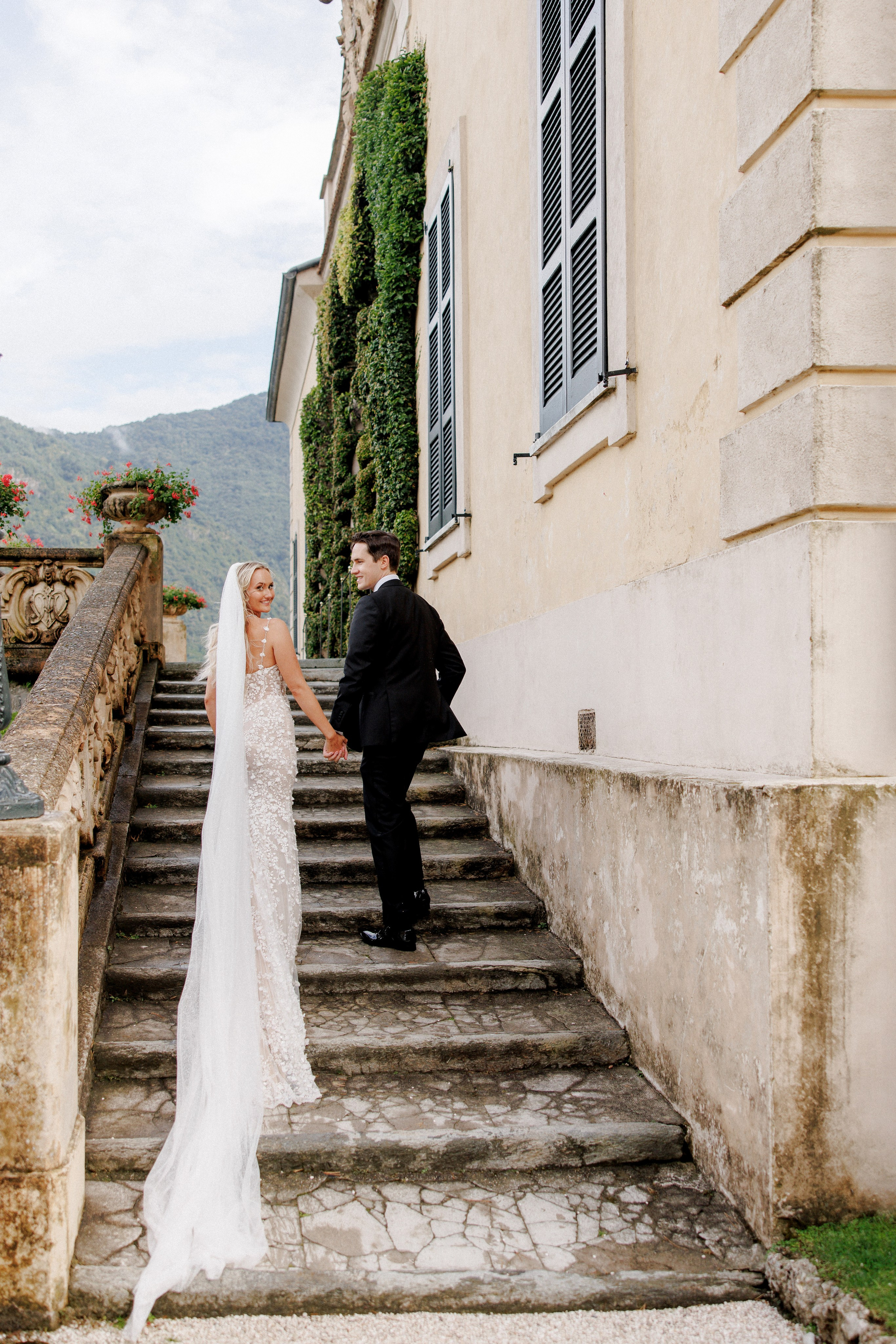 A Timeless & Chic Wedding at Villa Balbianello and Grand Hotel Tremezzo, Lake Como. Wedding and Family Photographer Switzerland and Italy. Valeria Diaz