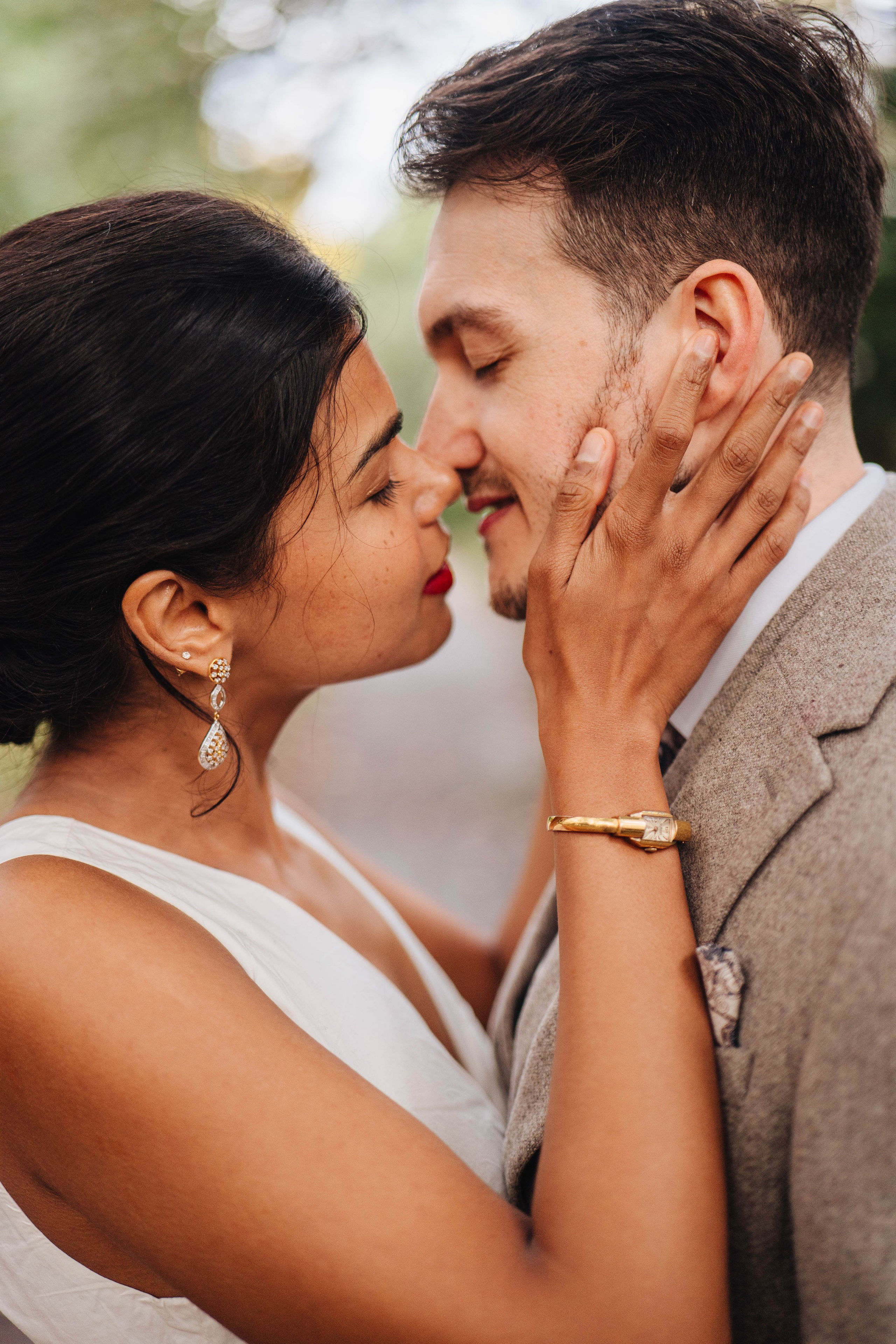 Wedding photography in the park near Islington town hall