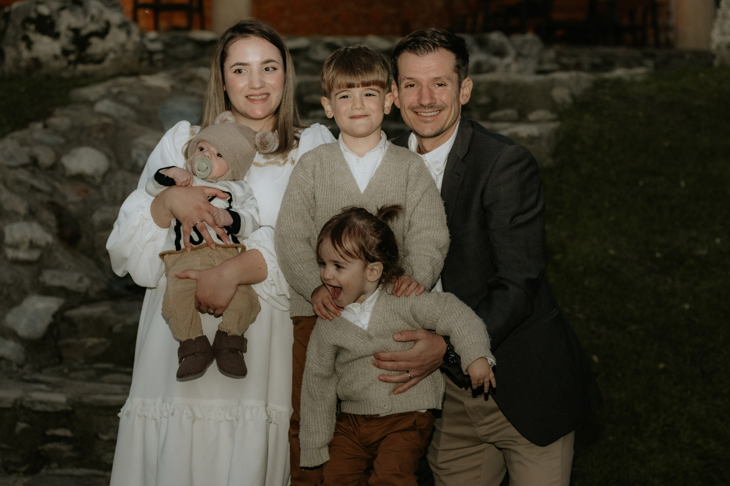 Razvan. Fotograf si videograf — evenimente si studio