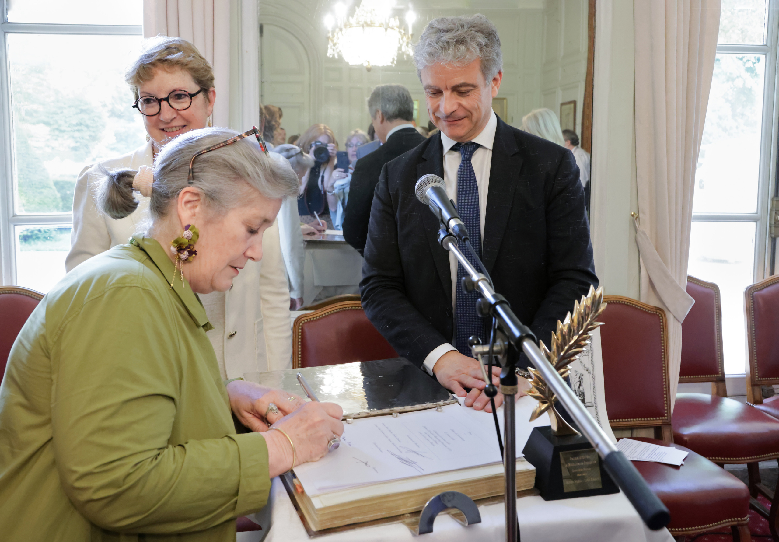 LYON BISCUIT (Sénat). Natalia Bogdanovska. Films et photographie corporate en France