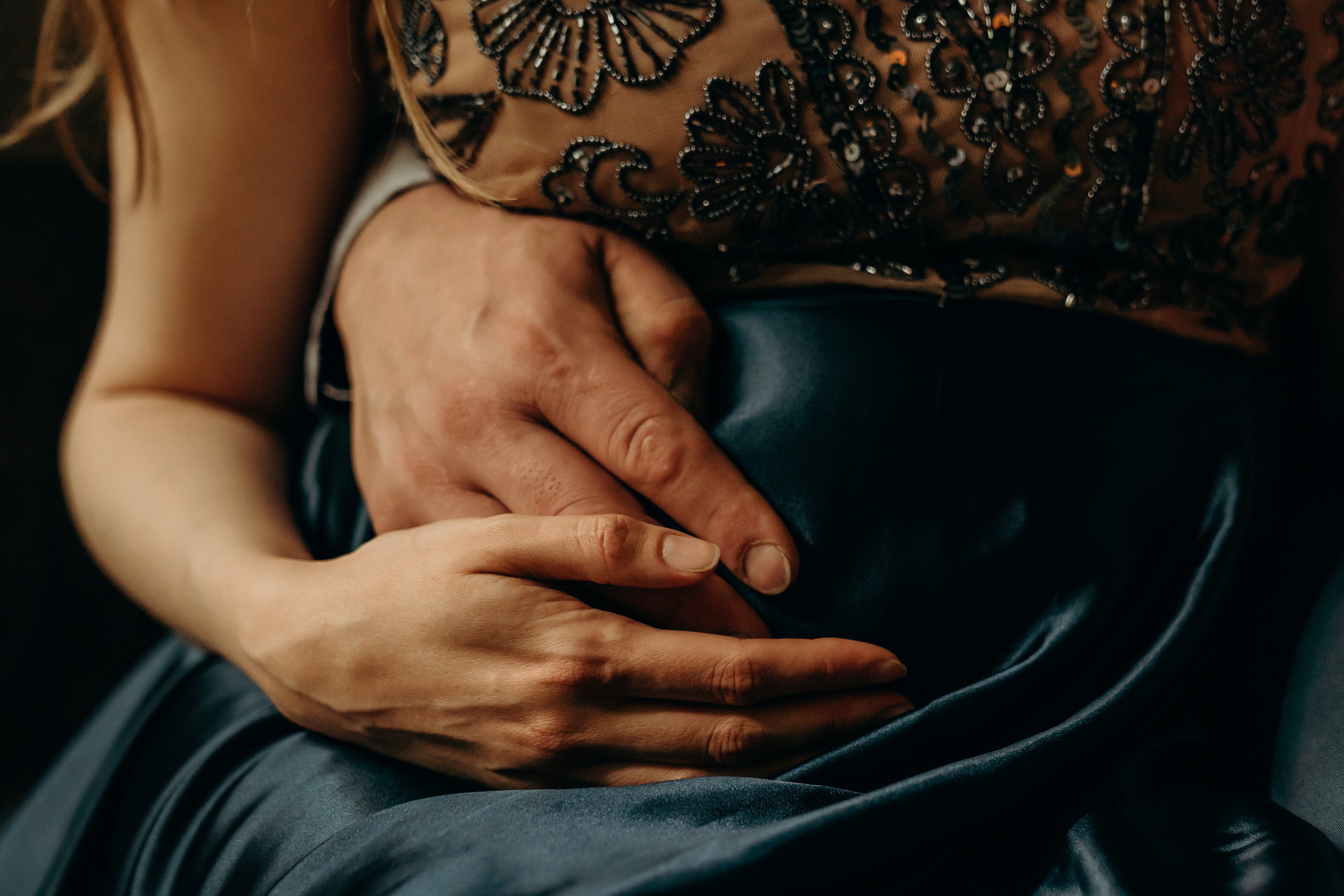 Maternity family photoshoot. Newcastle Upon Tyne Photographer Yana Balatskaya