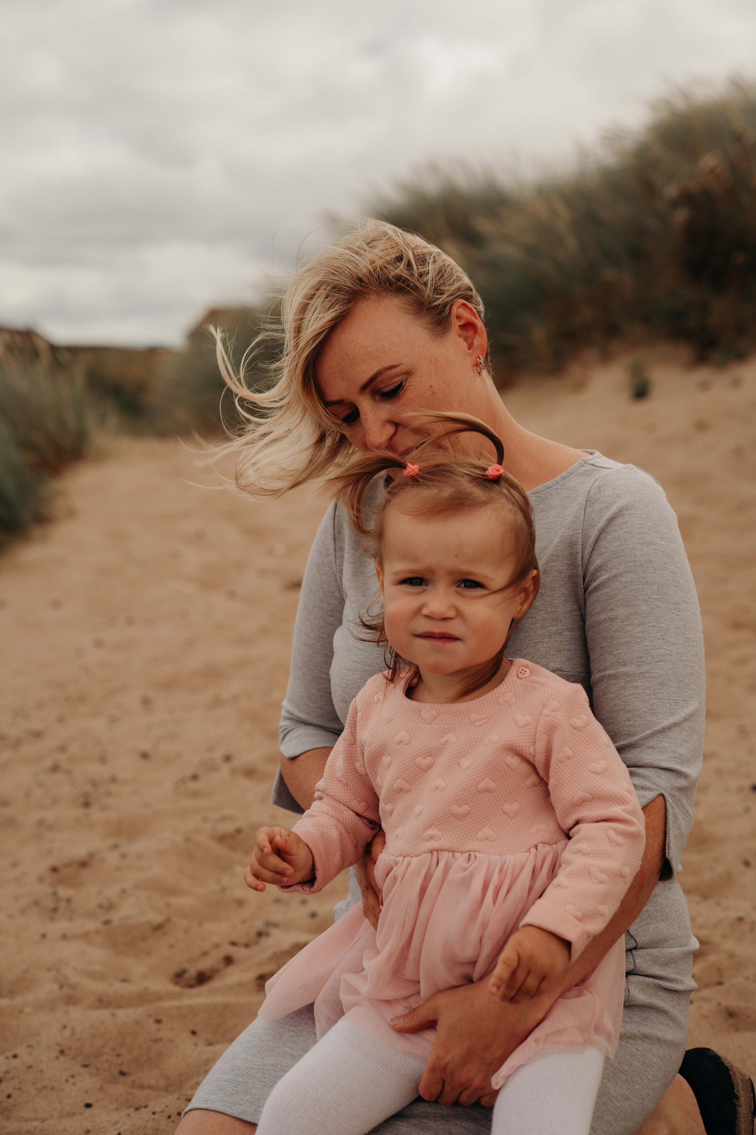 Coastal Family photography. Newcastle Upon Tyne Photographer Yana Balatskaya