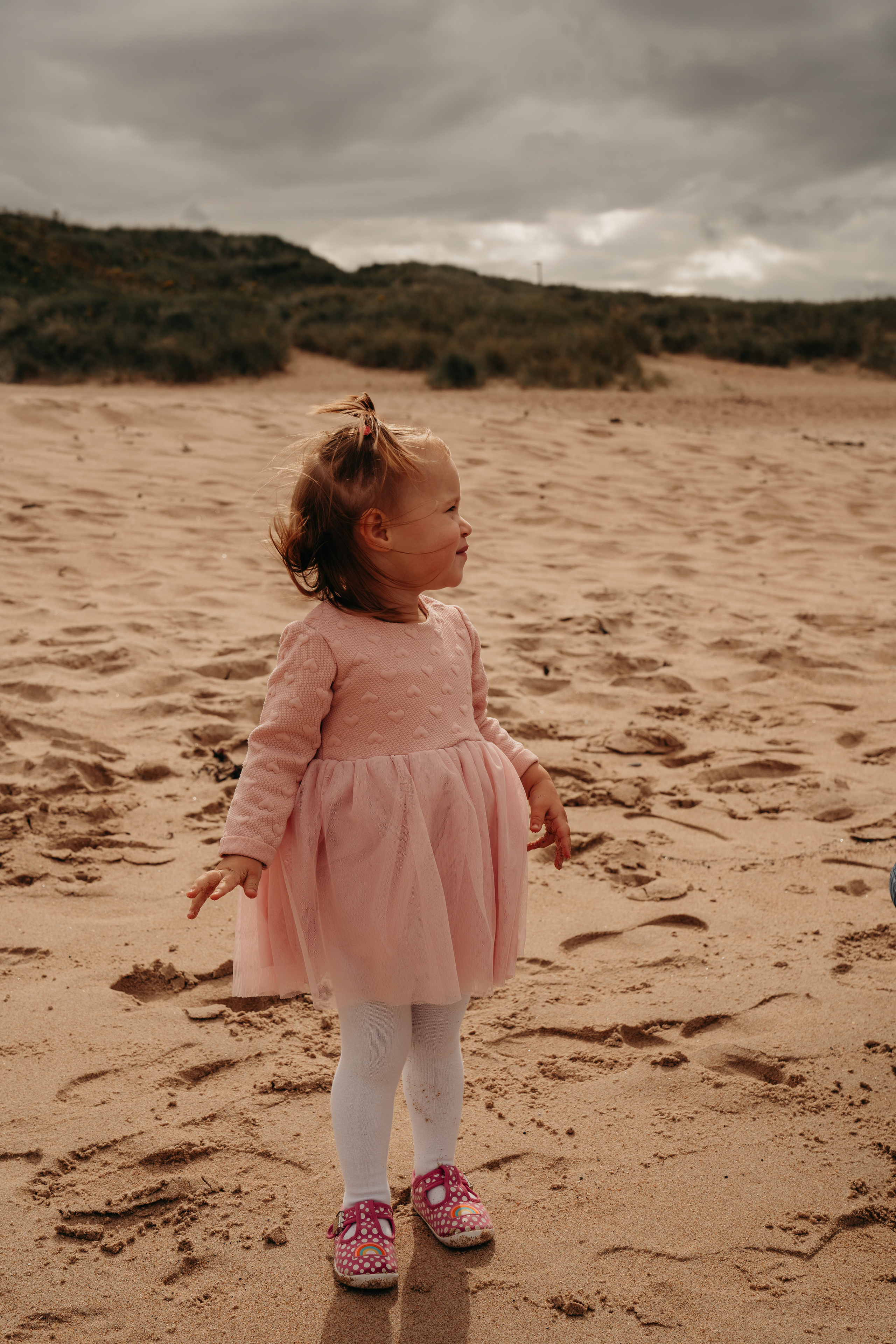 Coastal Family photography. Newcastle Upon Tyne Photographer Yana Balatskaya