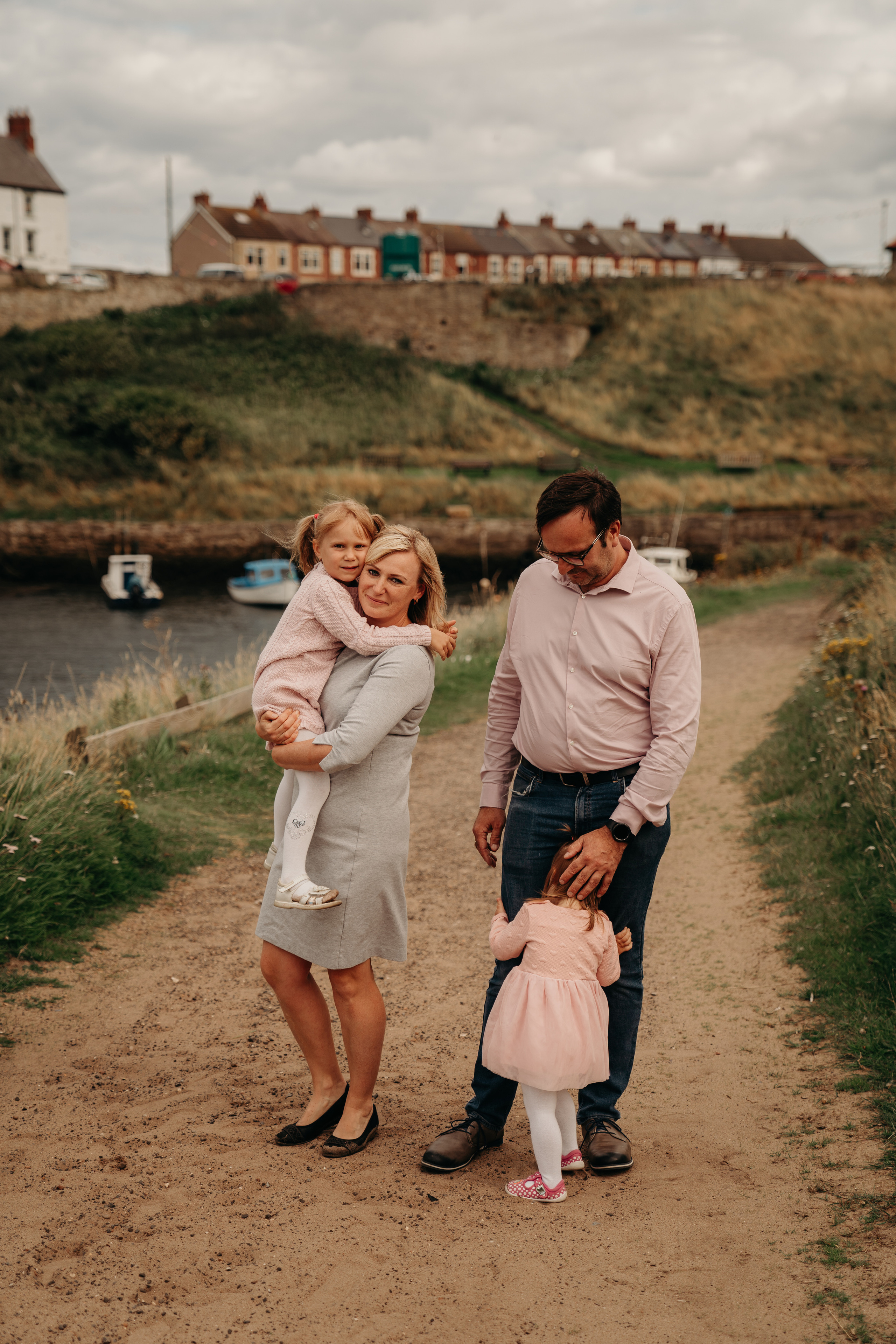 Coastal Family photography. Newcastle Upon Tyne Photographer Yana Balatskaya