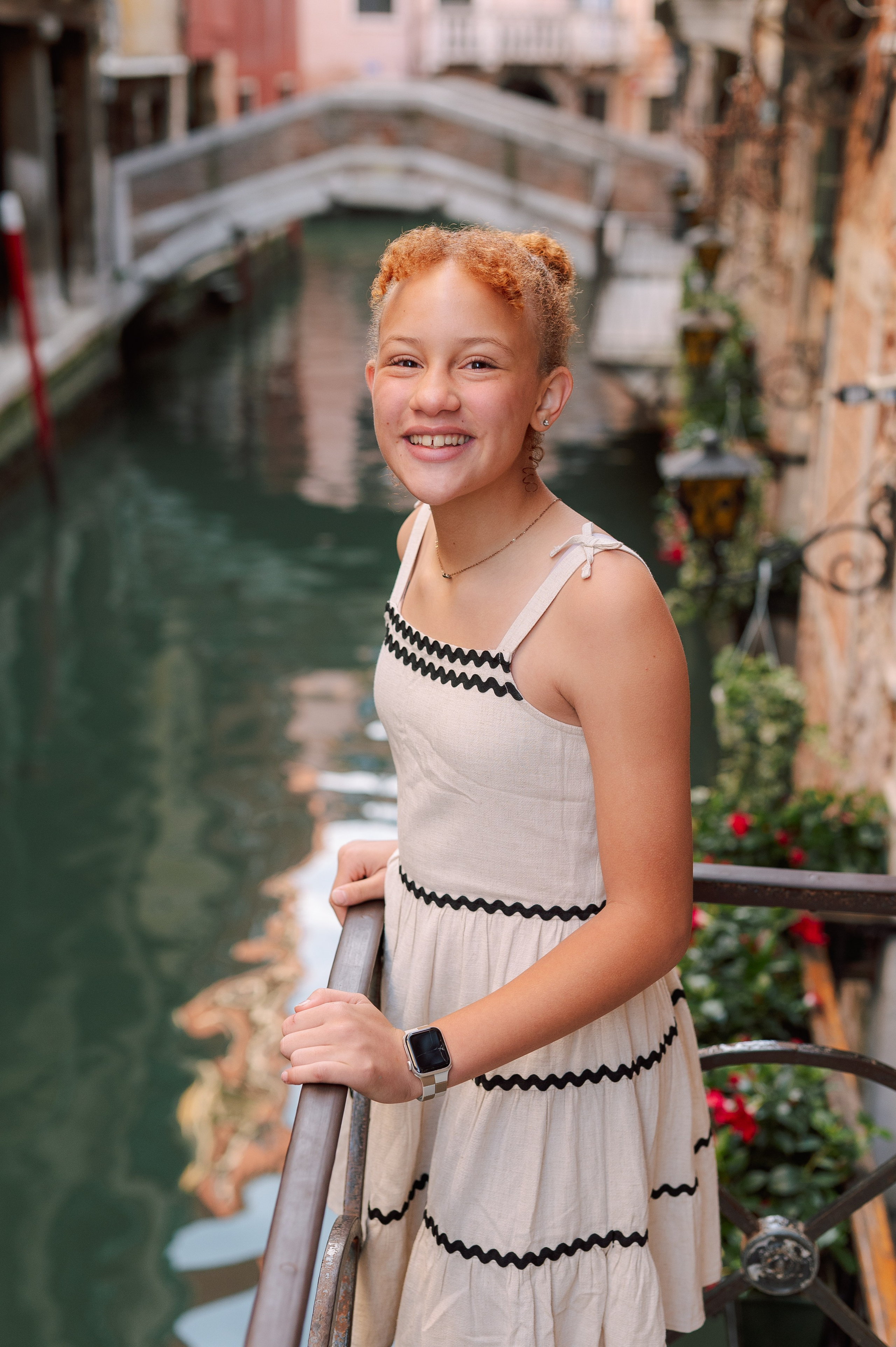 Eliza, Elena, Elliana, Teresa and Brad. Photographer in Venice Anna Terzi