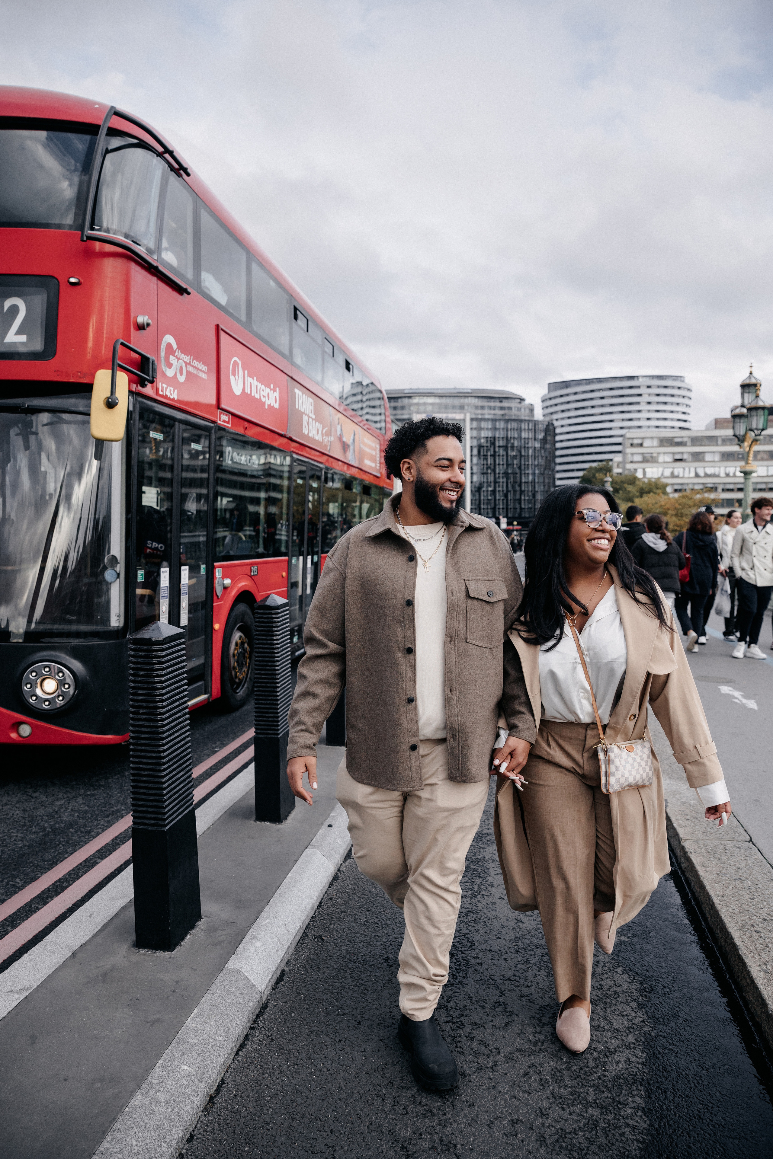 Westminster couple photoshoot. LondonPhotoStory — Vacation Photographer in London