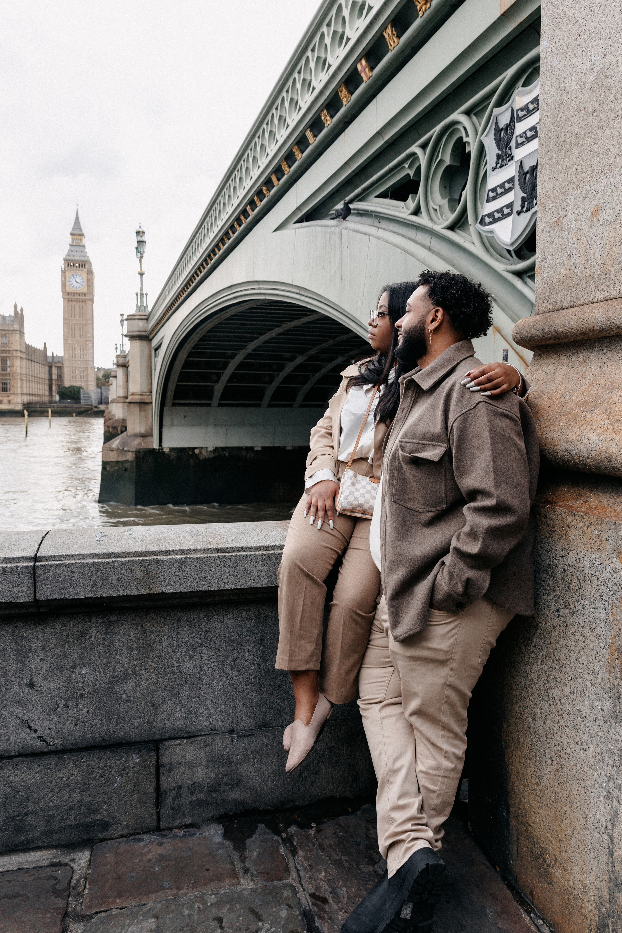 Westminster couple photoshoot. LondonPhotoStory — Vacation Photographer in London