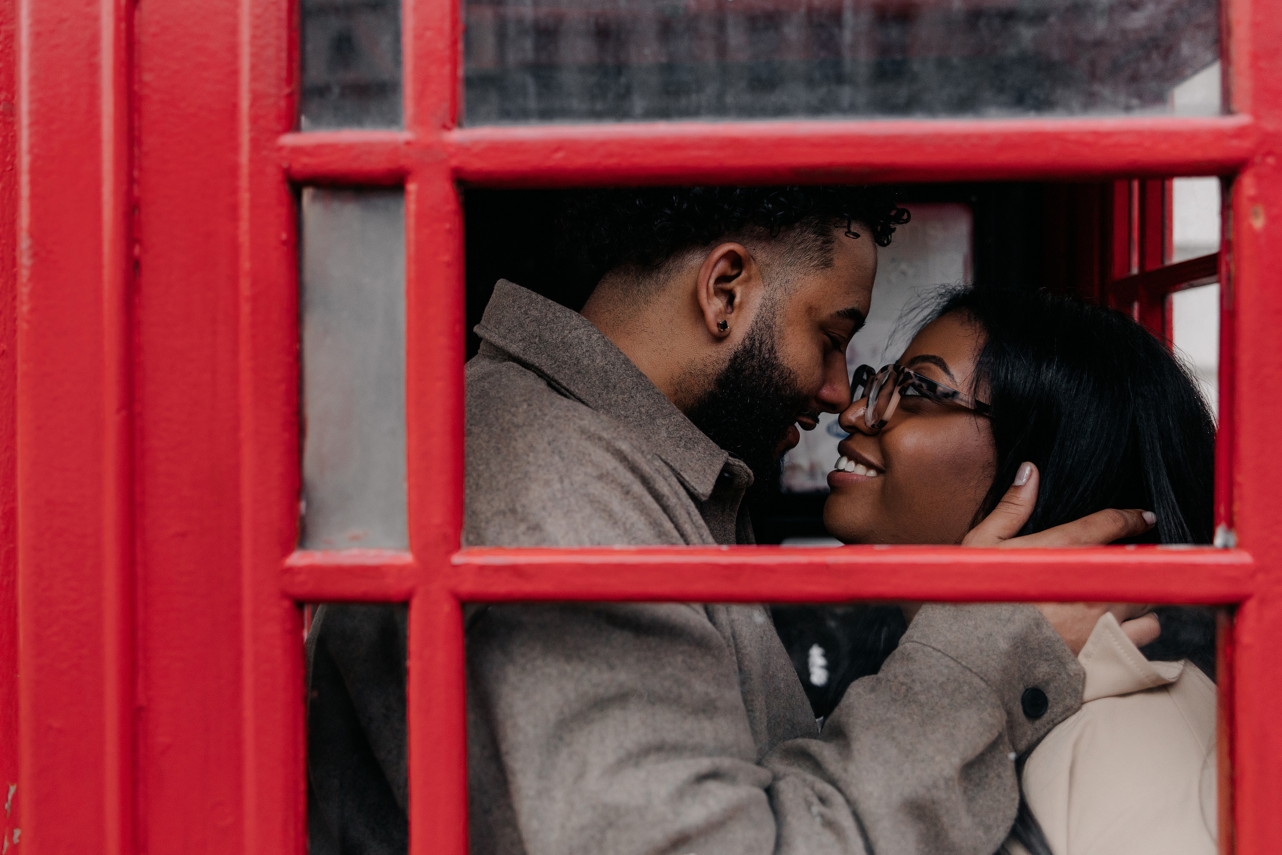 Westminster couple photoshoot. LondonPhotoStory — Vacation Photographer in London