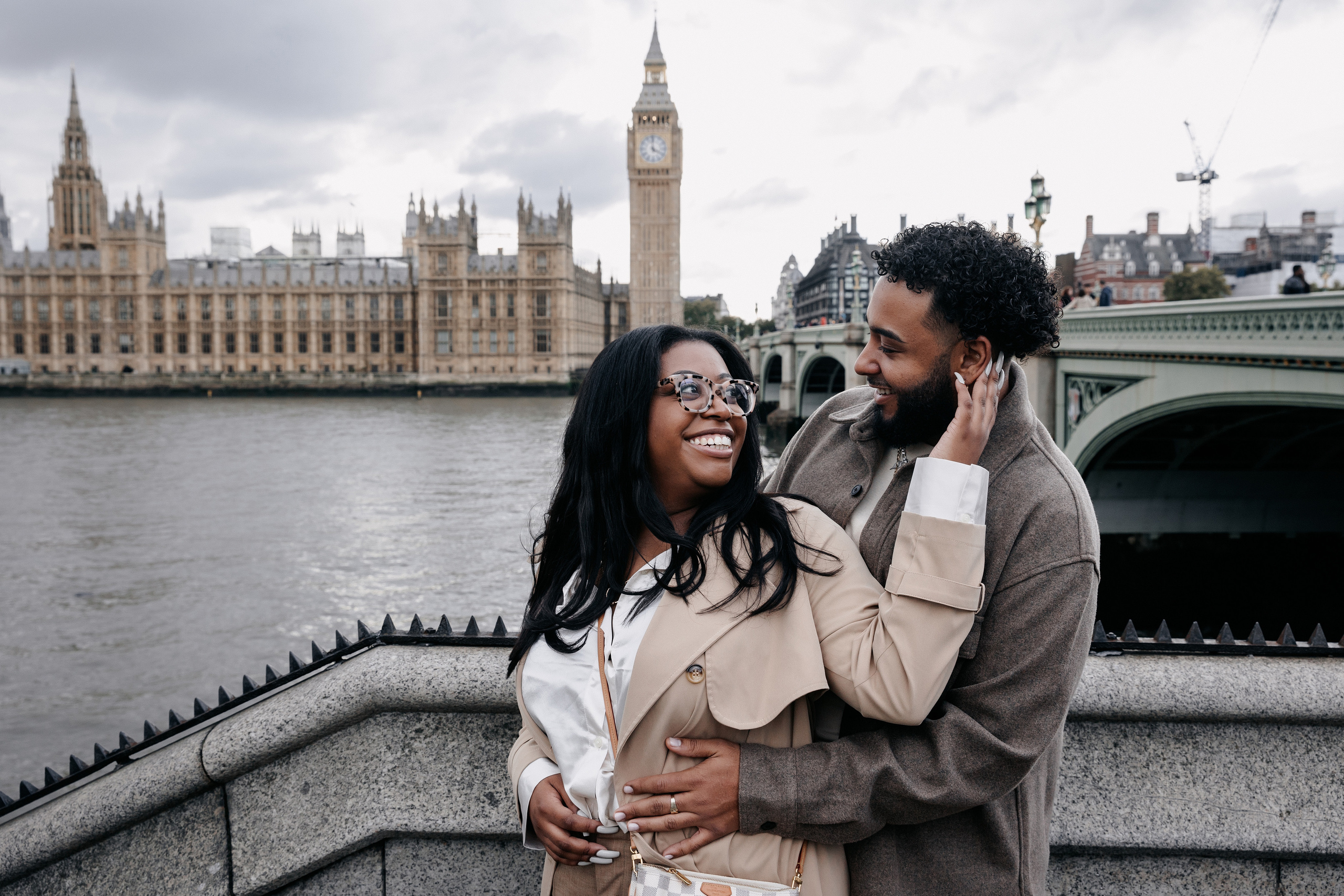 Westminster couple photoshoot. LondonPhotoStory — Vacation Photographer in London