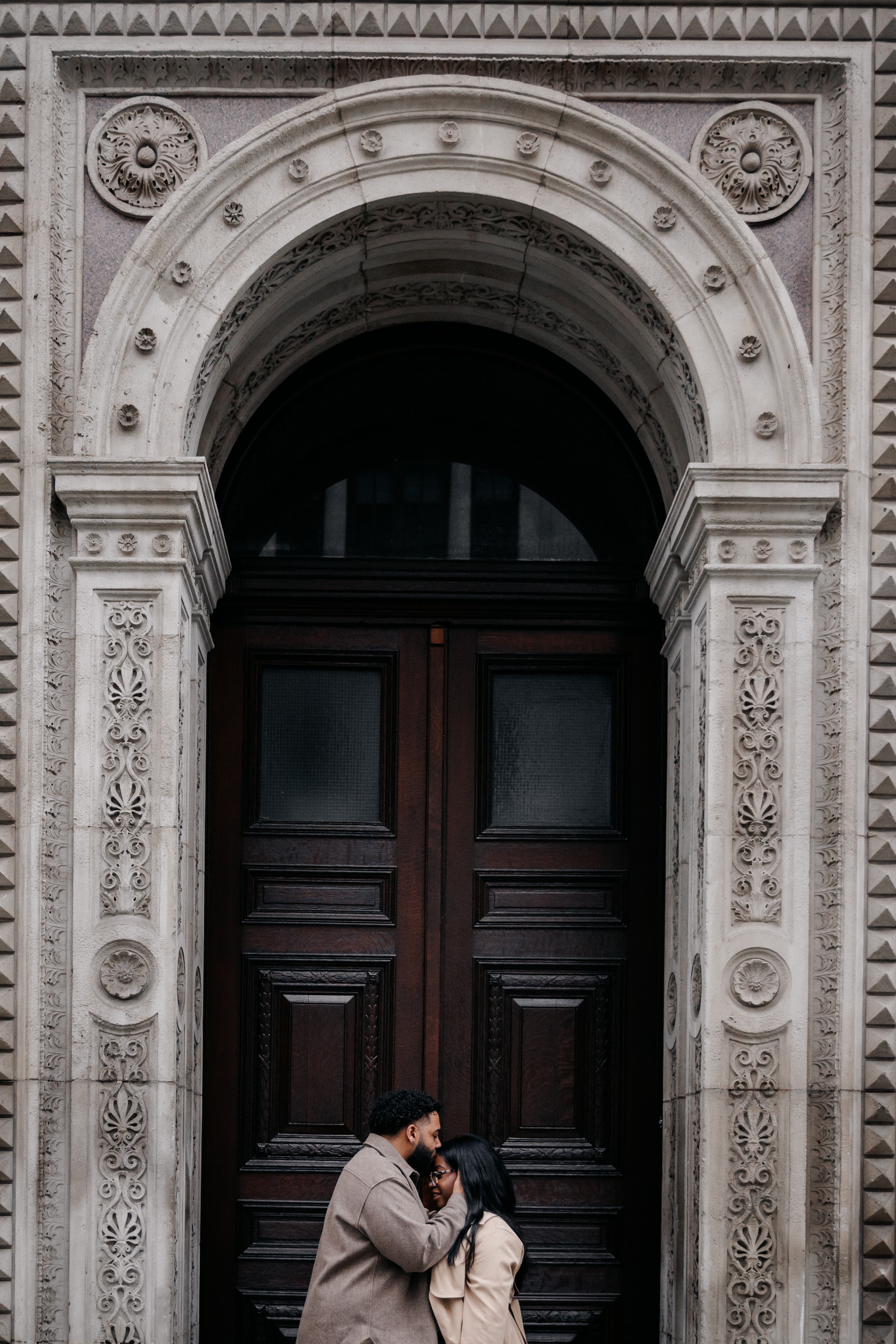 Westminster couple photoshoot. LondonPhotoStory — Vacation Photographer in London