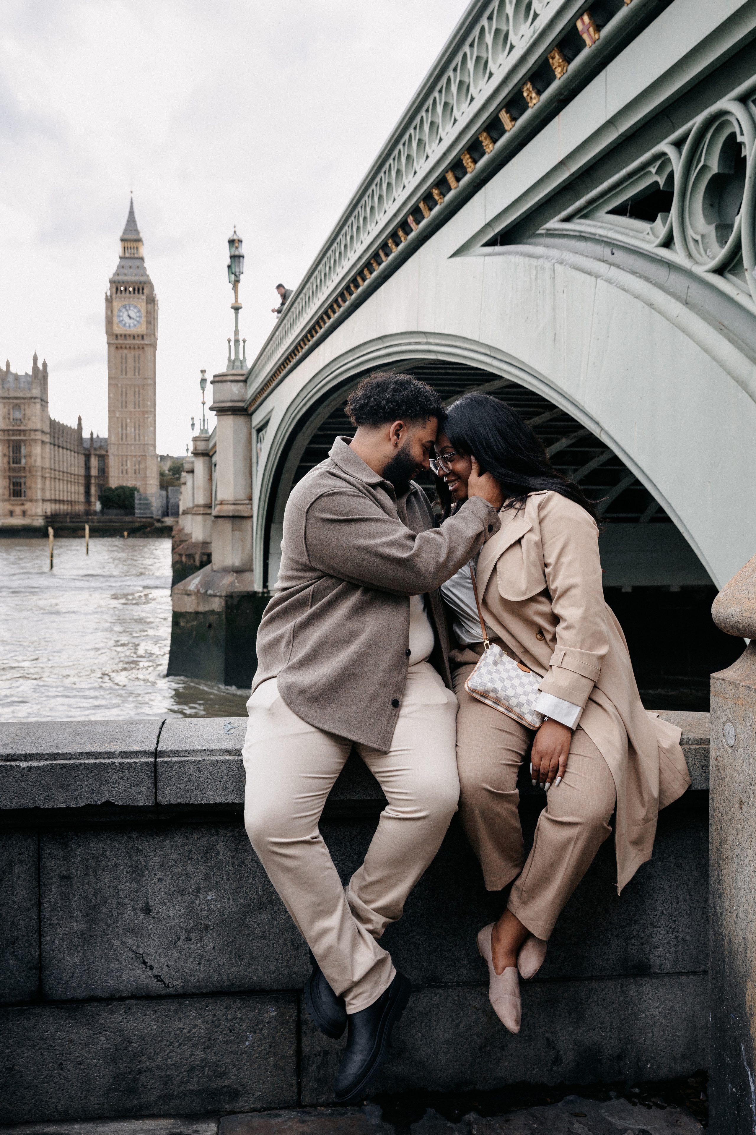 Westminster couple photoshoot. LondonPhotoStory — Vacation Photographer in London