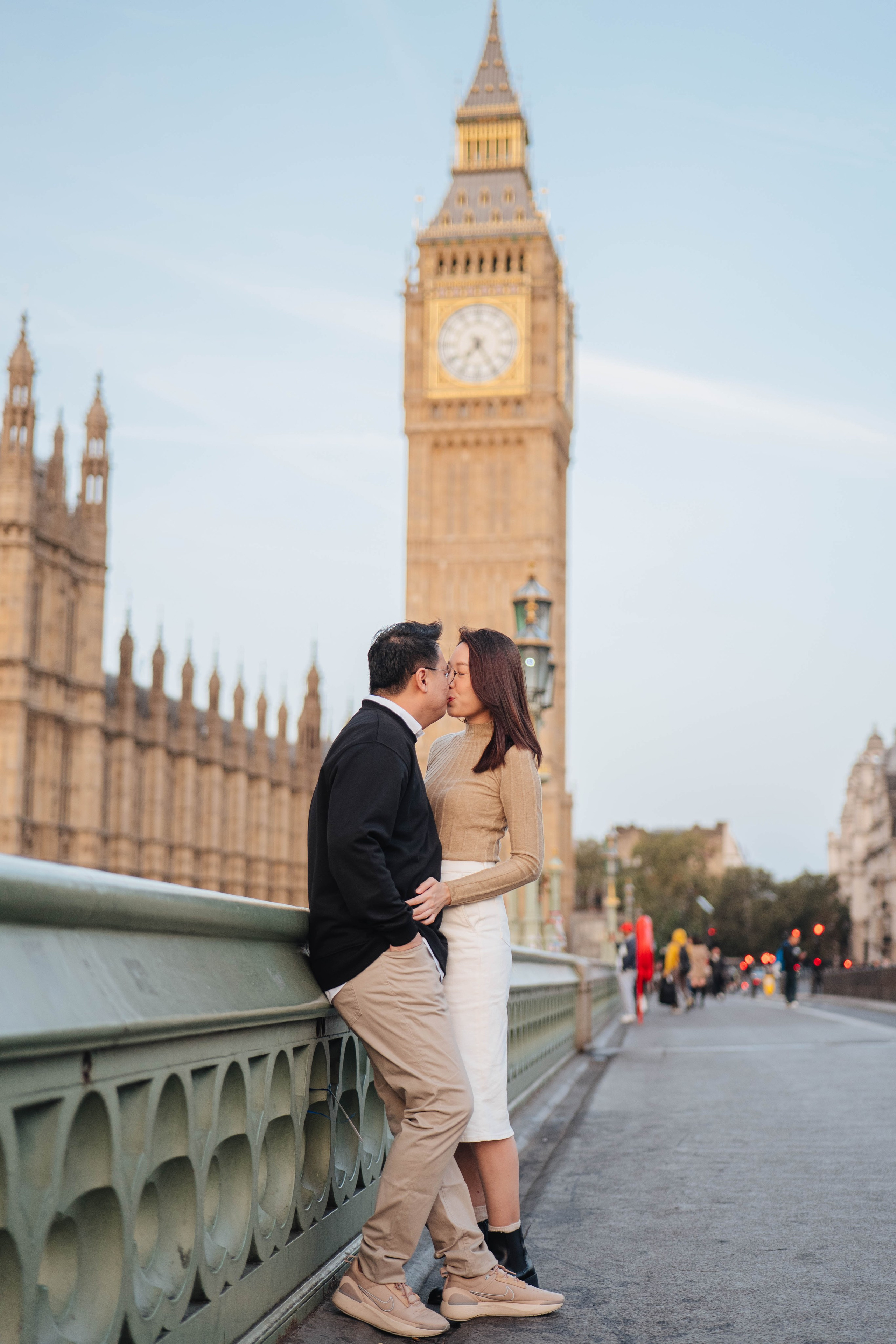 Early morning in central London. Wedding and family photographer in London