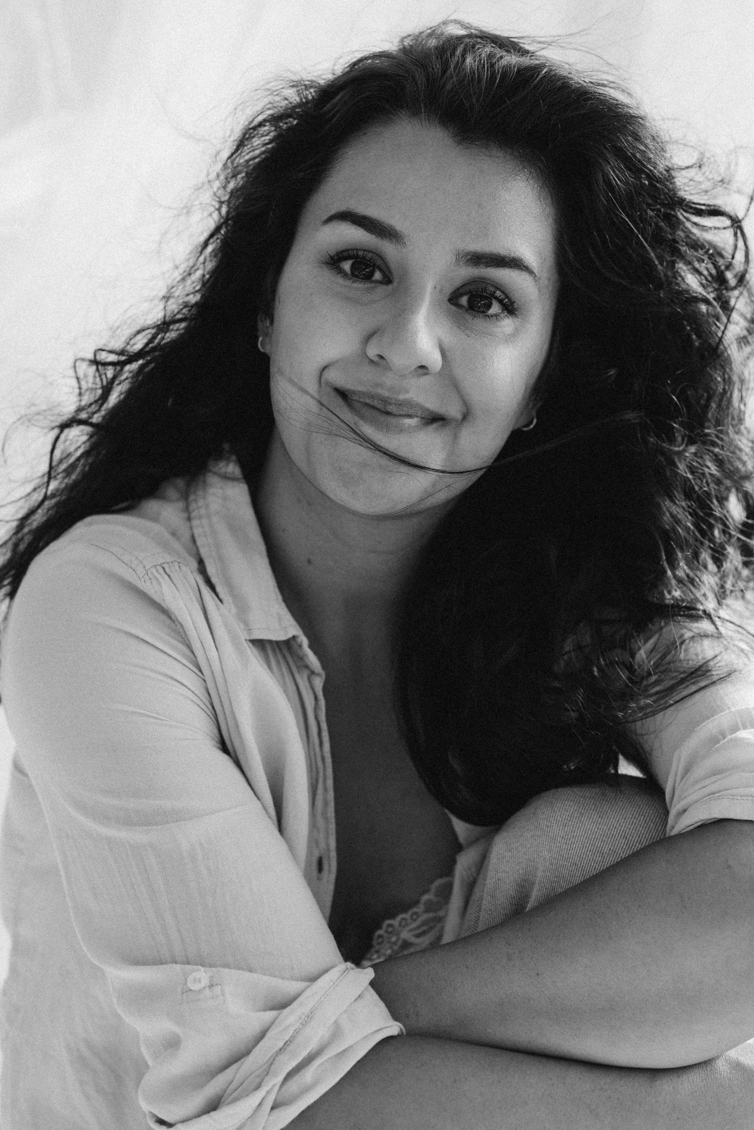 The artist Bahareh. Photography and bodyart in Cologne — Sylvette Loda