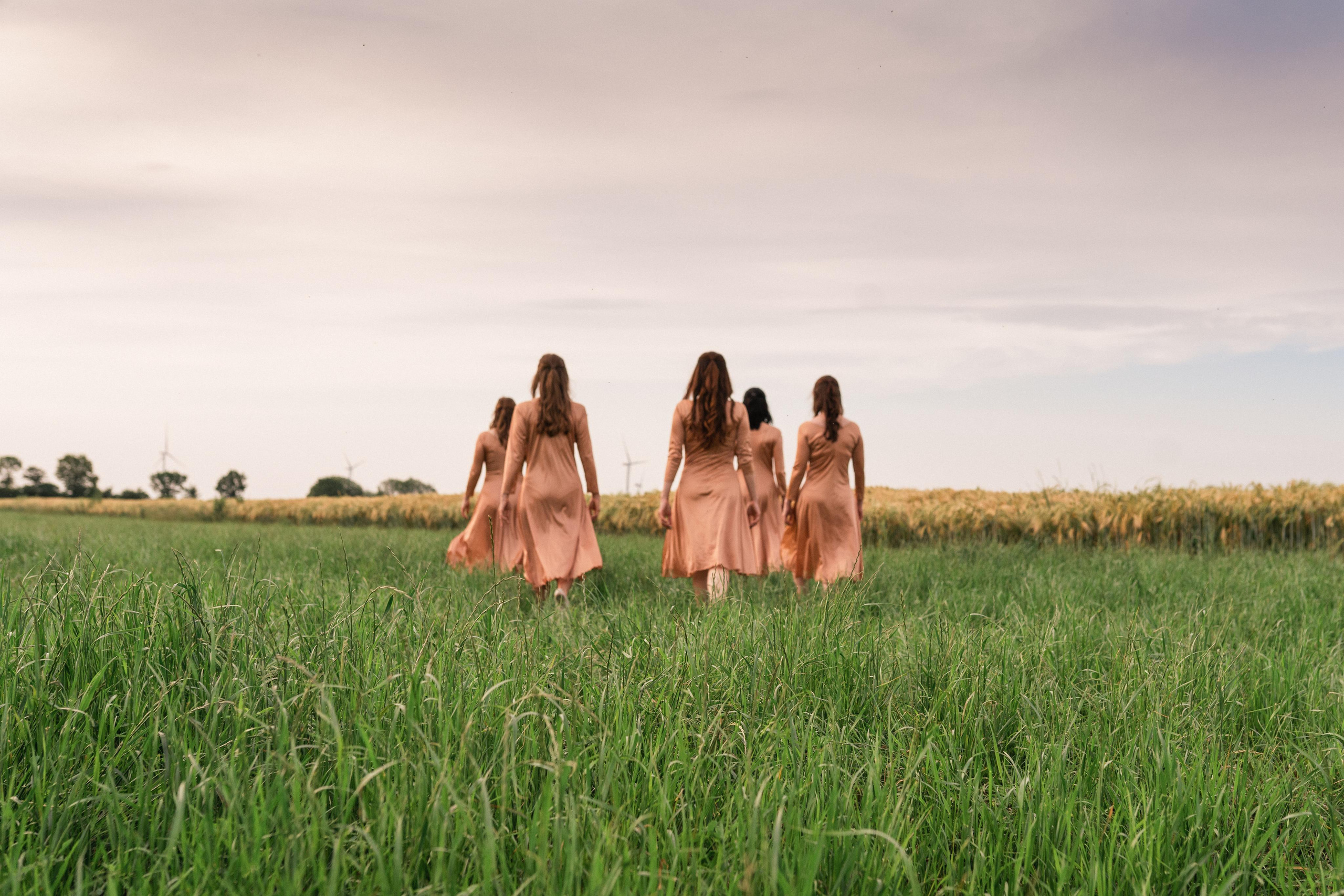 Sunset with Ballett Releve. Photography and bodyart in Cologne — Sylvette Loda