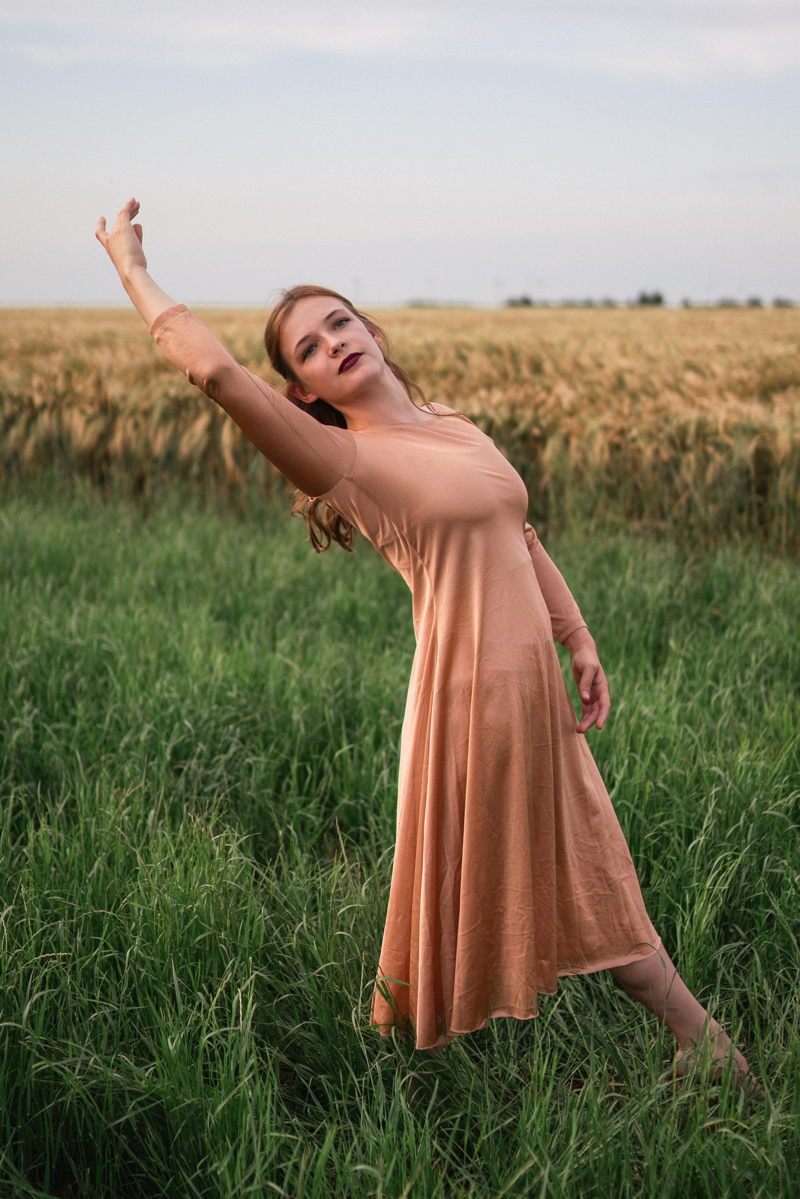 Sunset with Ballett Releve. Photography and bodyart in Cologne — Sylvette Loda