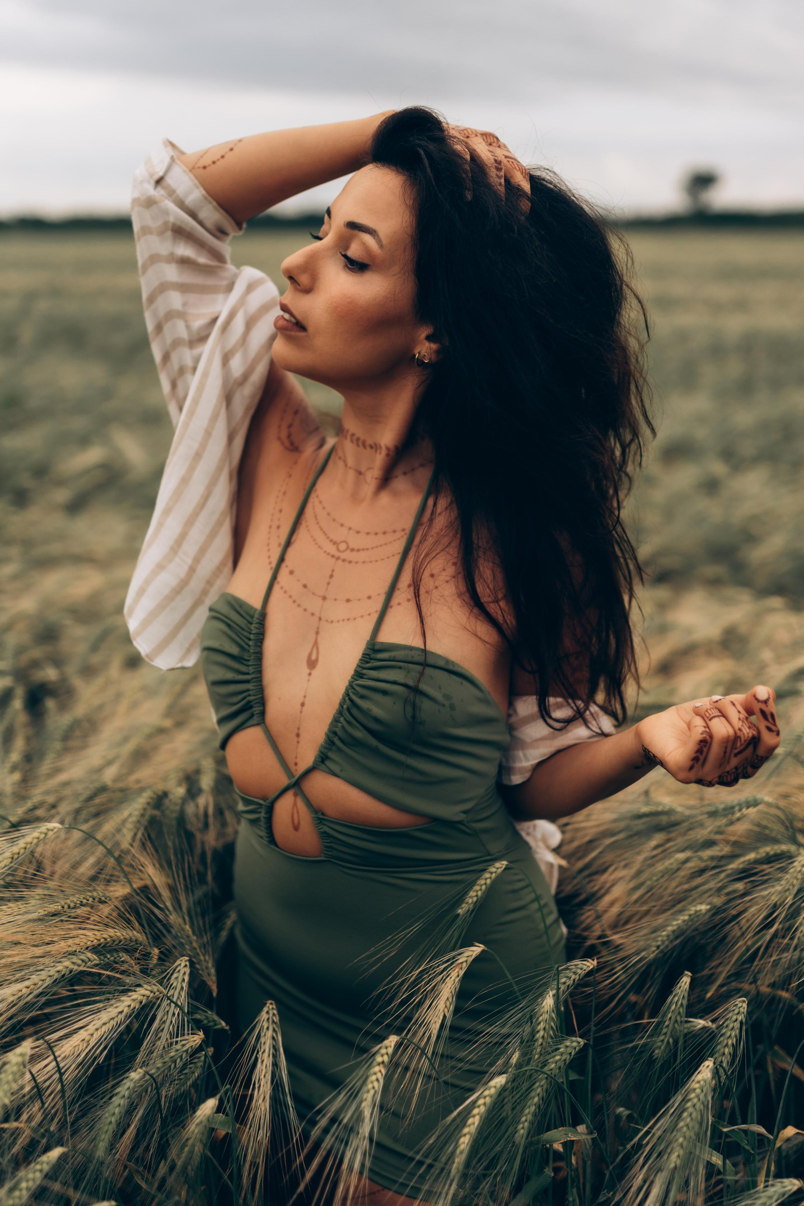 Evelyn & Safi — jagua and henna bodyart. Photography and bodyart in Cologne — Sylvette Loda