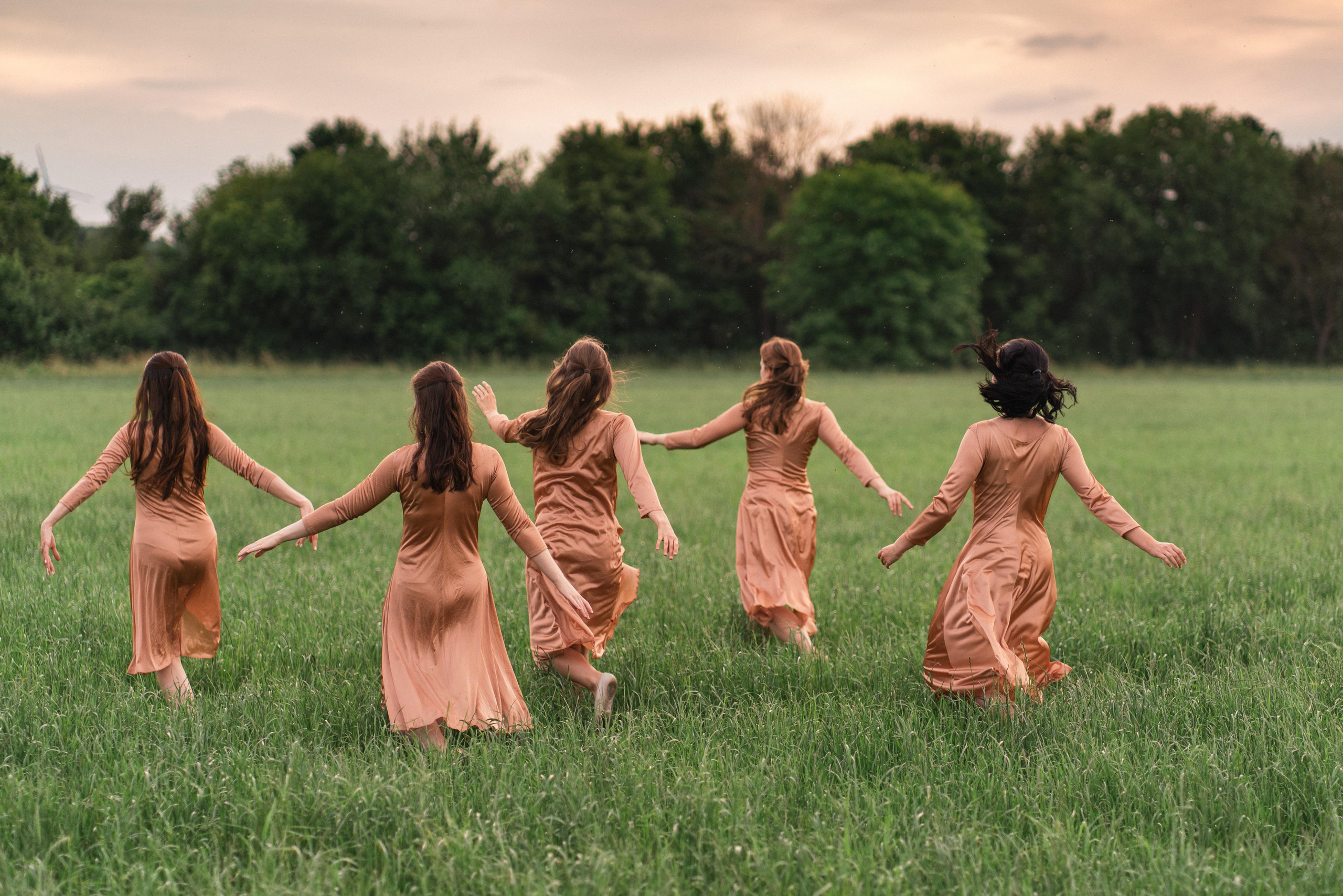 Sunset with Ballett Releve. Photography and bodyart in Cologne — Sylvette Loda