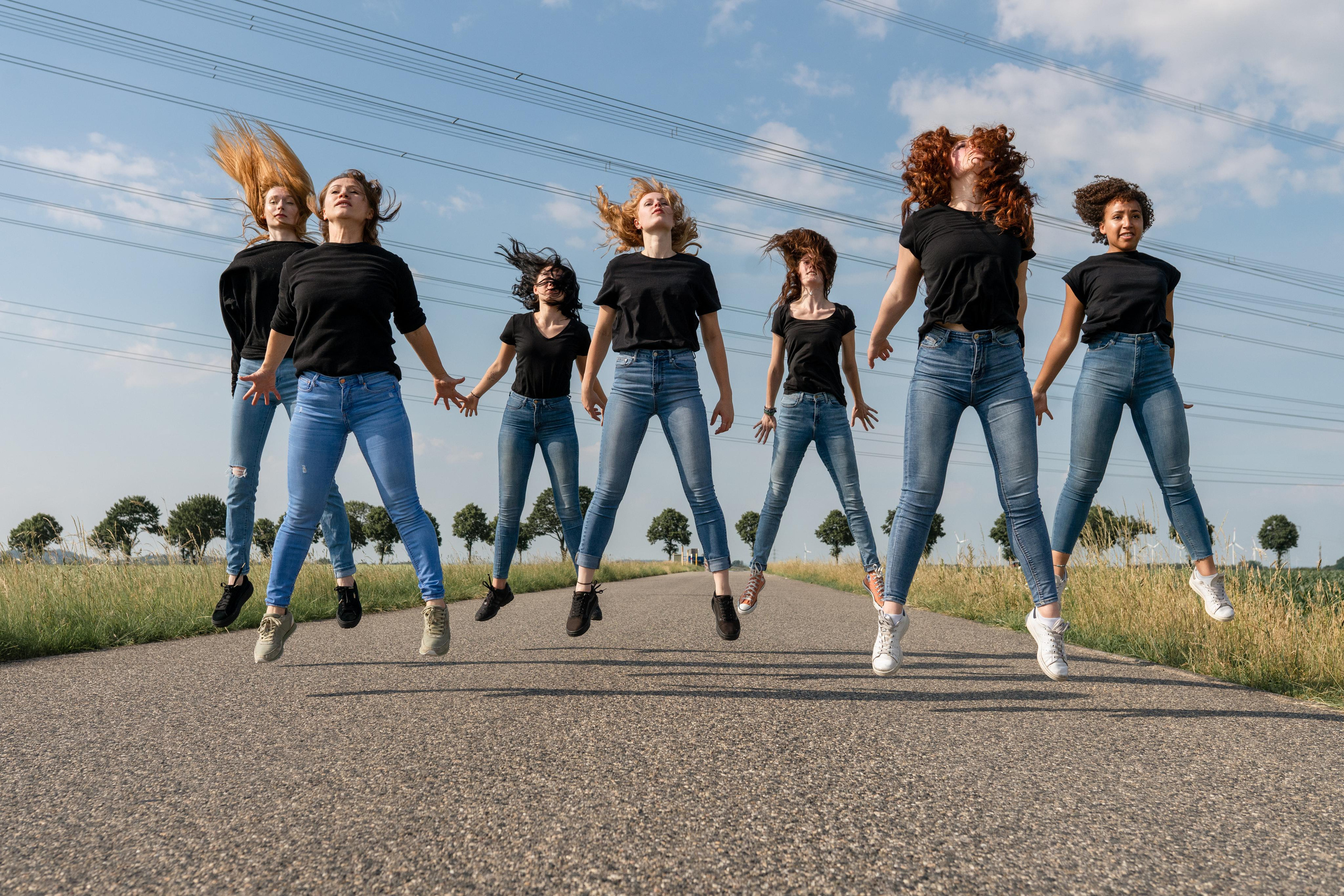 Ballett Releve — Toxic. Fotografie und Henna Kunst in Köln — Sylvette Loda