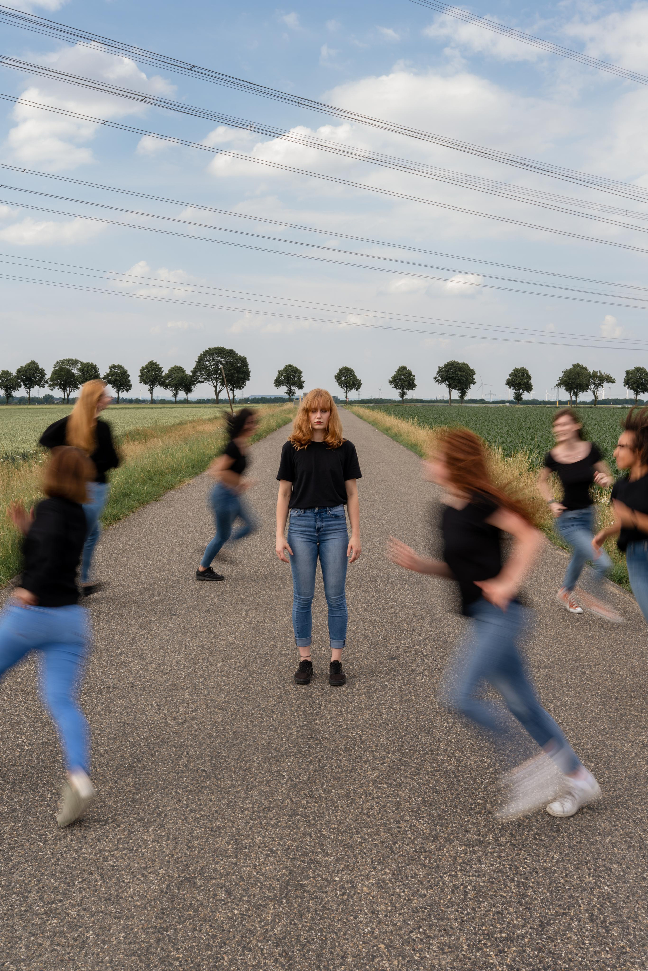 Ballett Releve — Toxic. Fotografie und Henna Kunst in Köln — Sylvette Loda