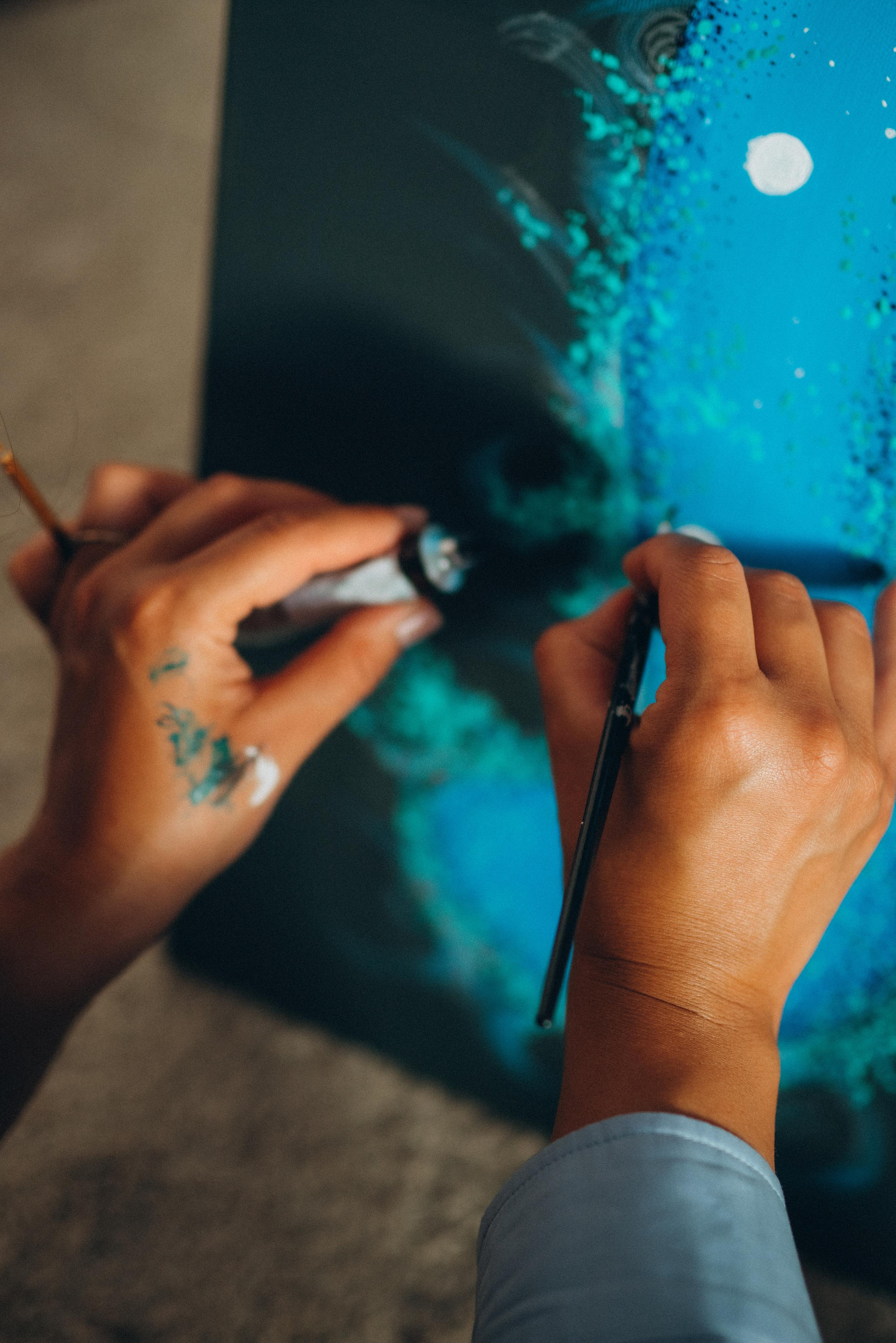 The artist Bahareh. Photography and bodyart in Cologne — Sylvette Loda