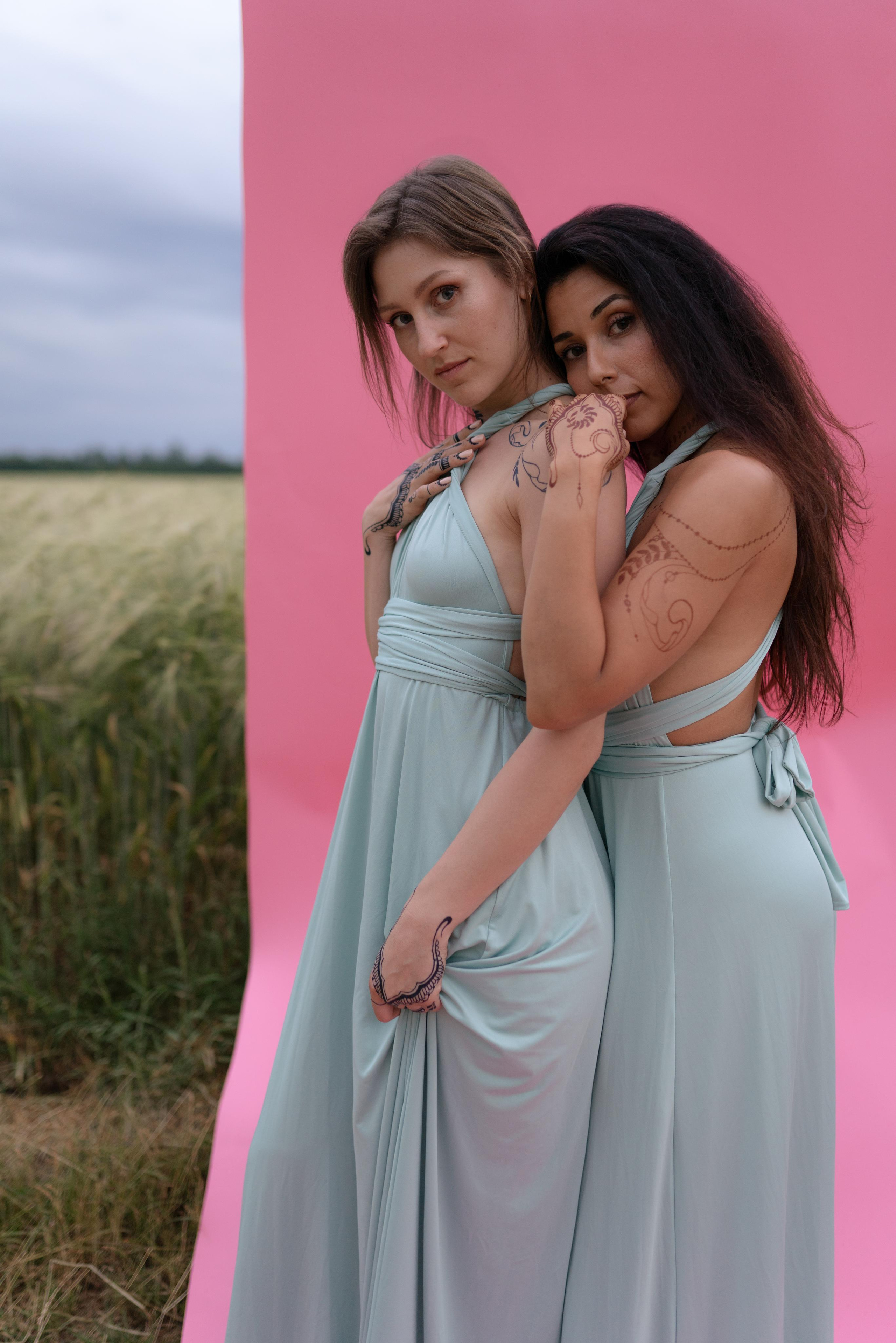 Evelyn & Safi — jagua and henna bodyart. Photography and bodyart in Cologne — Sylvette Loda