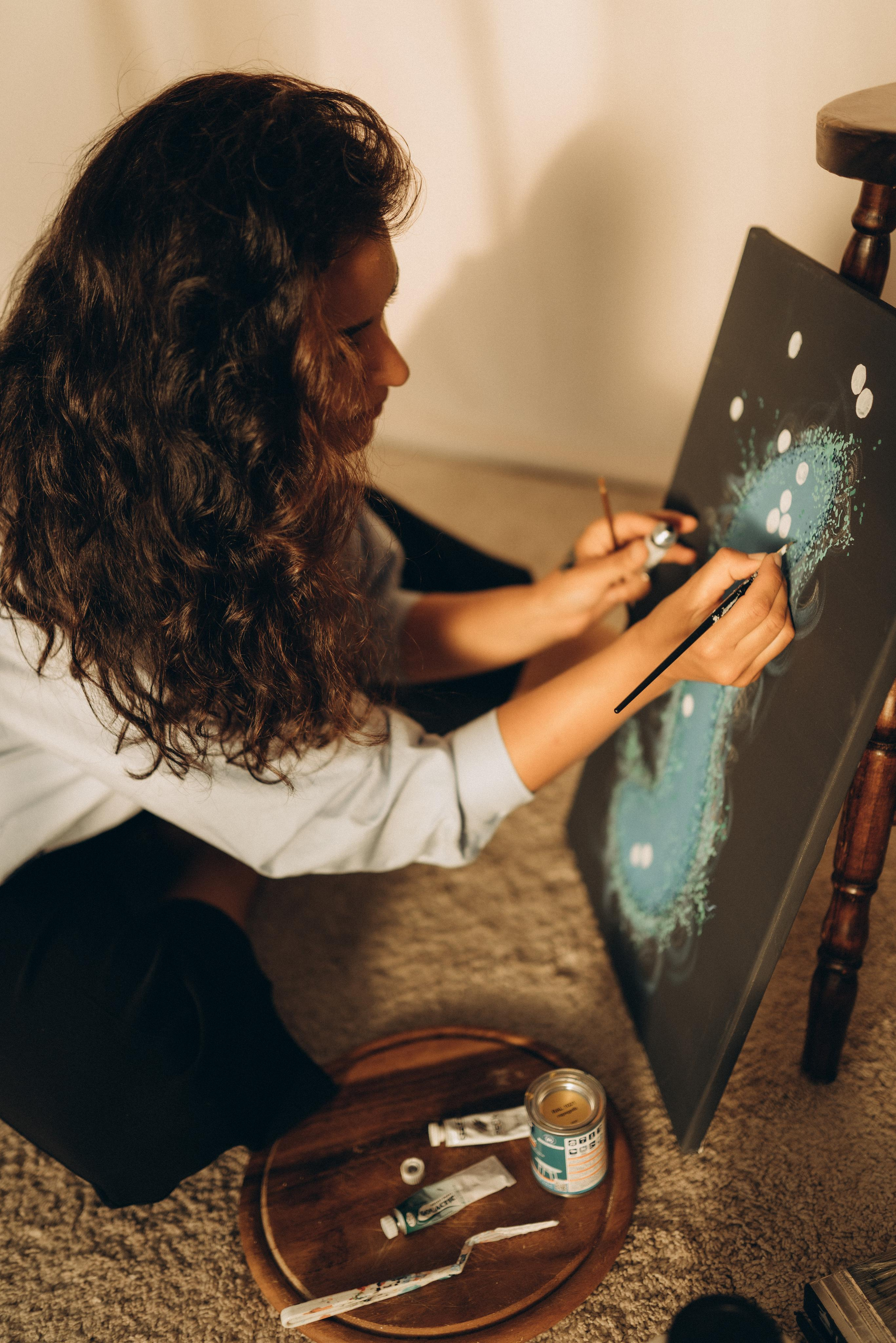 The artist Bahareh. Photography and bodyart in Cologne — Sylvette Loda