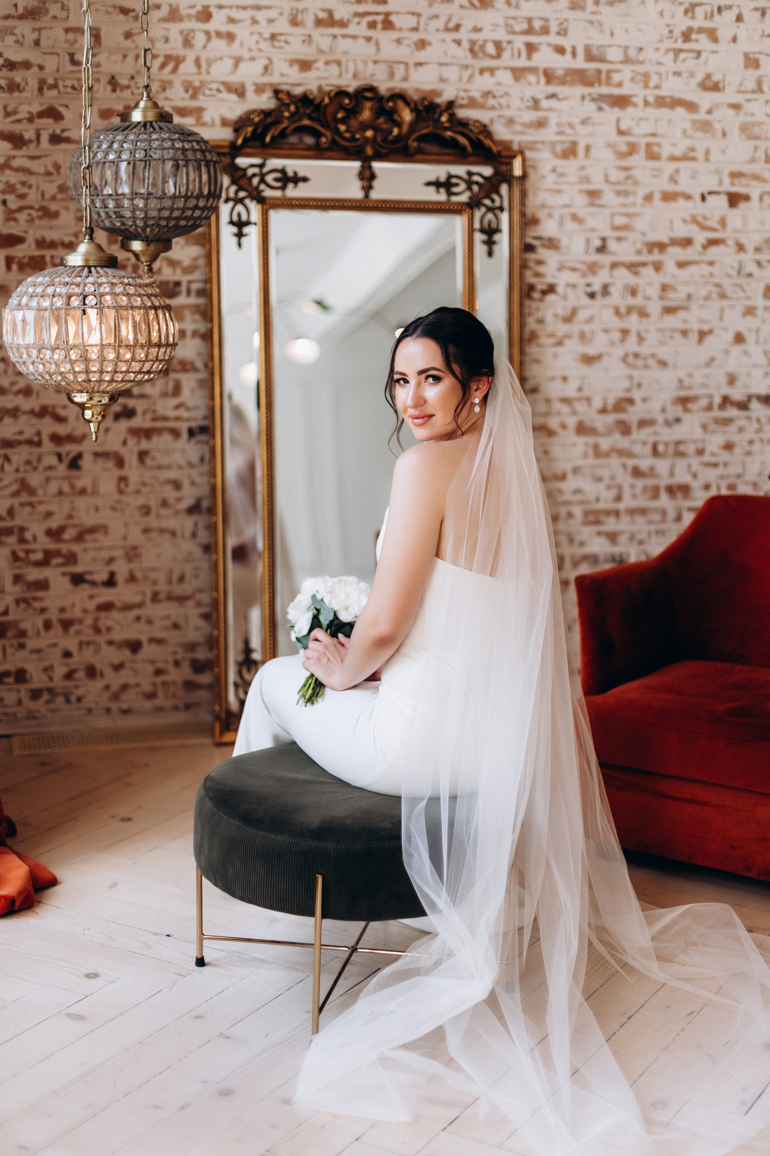 White Wedding. Wedding and Family Photograph