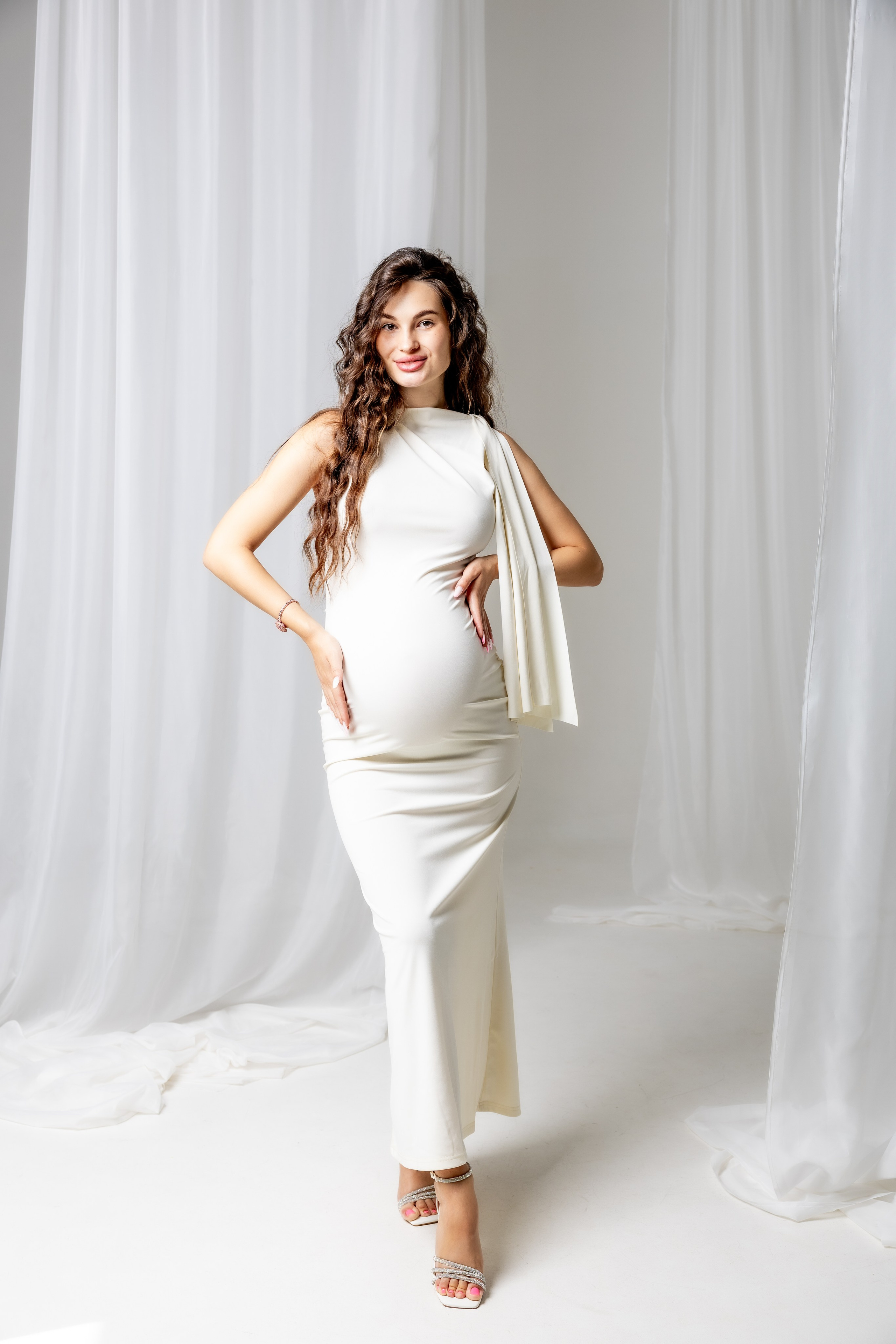 Pregnancy. Fotograf de Familie Avram Vlada Photo Chisinau