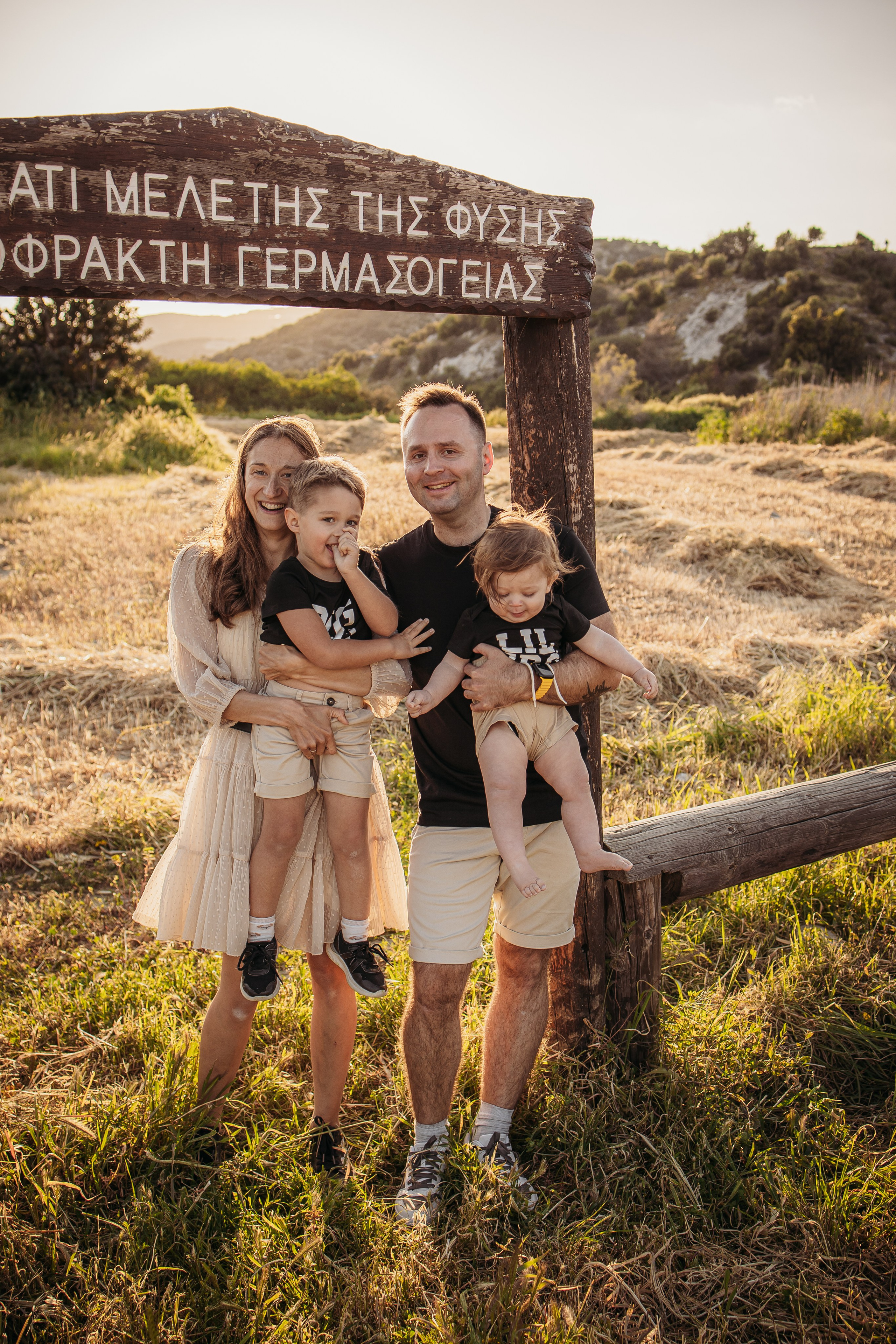 Семейная фотосессия. Фотограф на Кипре