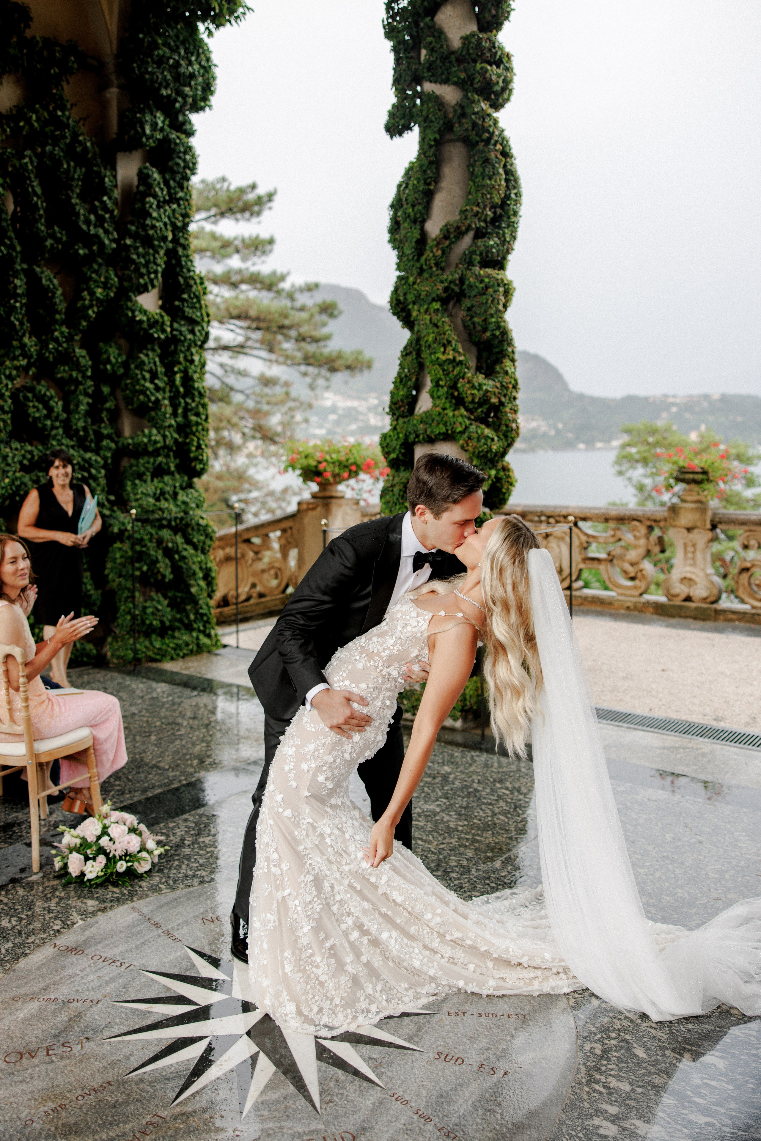 A Timeless & Chic Wedding at Villa Balbianello and Grand Hotel Tremezzo, Lake Como. Wedding and Family Photographer Switzerland and Italy. Valeria Diaz