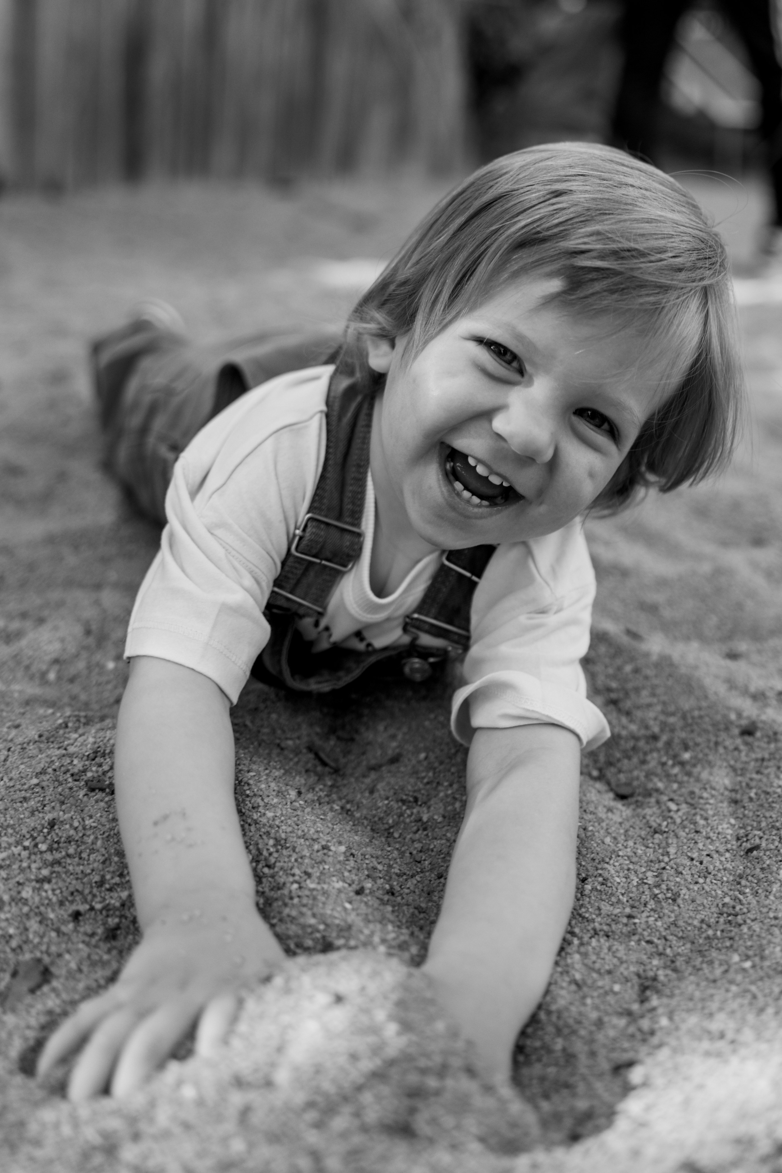 Maksim with parents (Queen Elizabeth Olympic park). Anastasia Klink, Photographer in London
