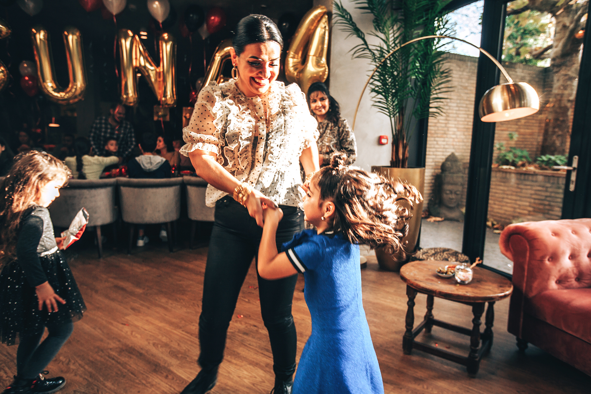 Birthday of Suna ;). Amina Gunenc - bruiloft- en familie fotograaf in Nederland