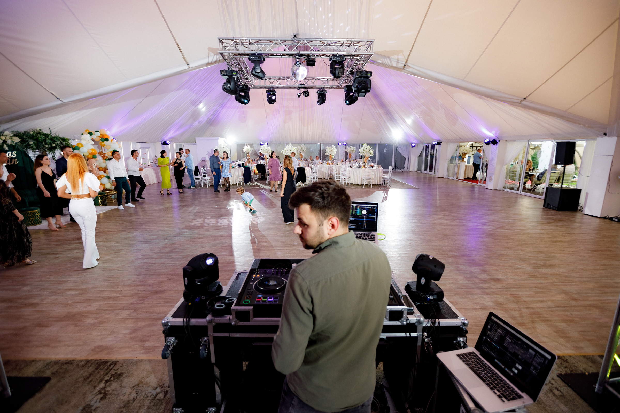 Thomas. Φωτογράφος και βιντεογράφος γάμου