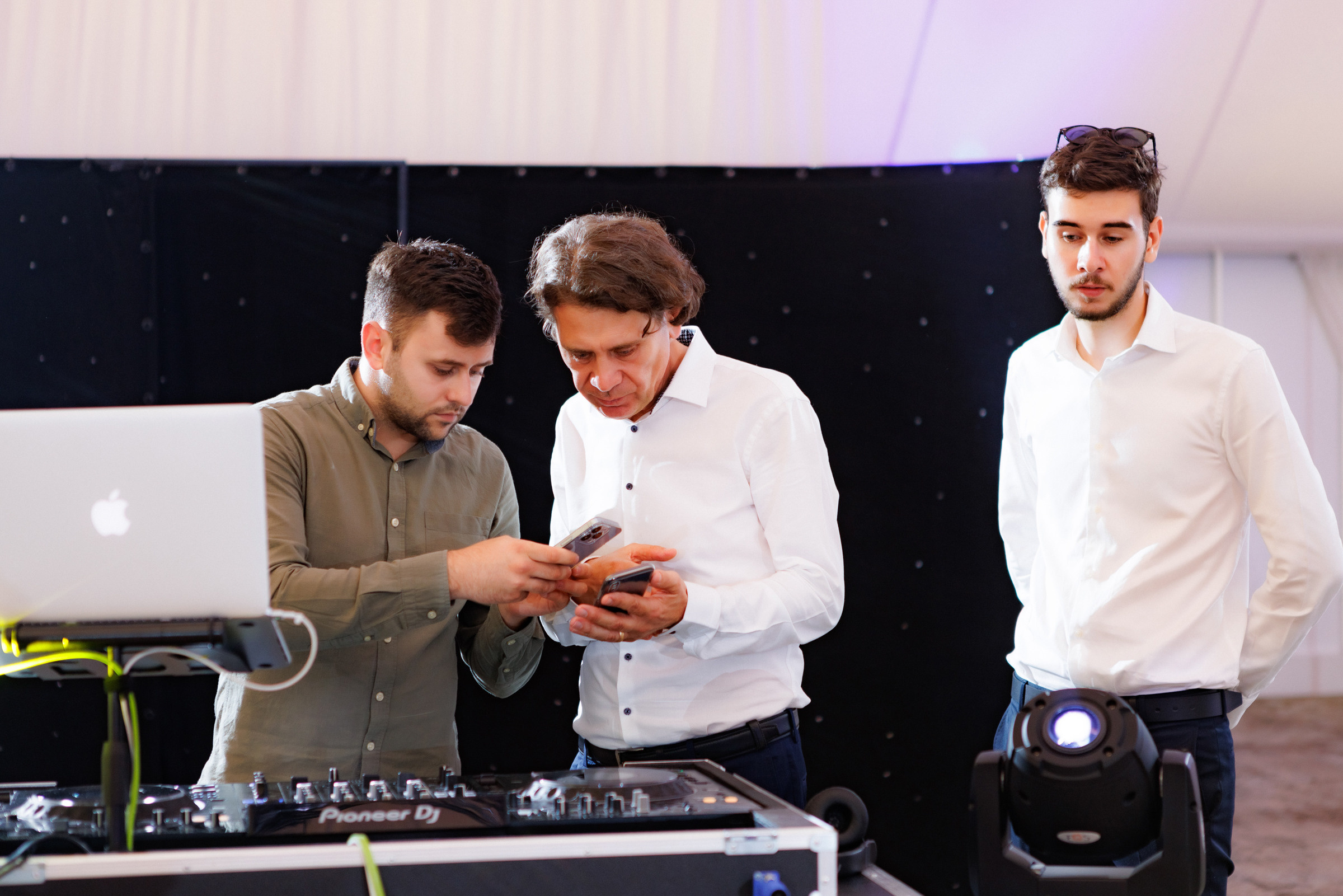 Thomas. Φωτογράφος και βιντεογράφος γάμου