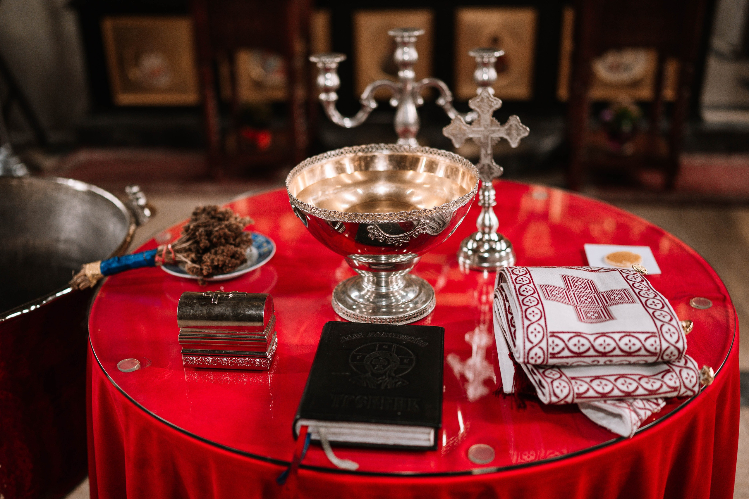 FOTOGRAFISANJE KRŠTENJA. Dečiji i porodični fotograf