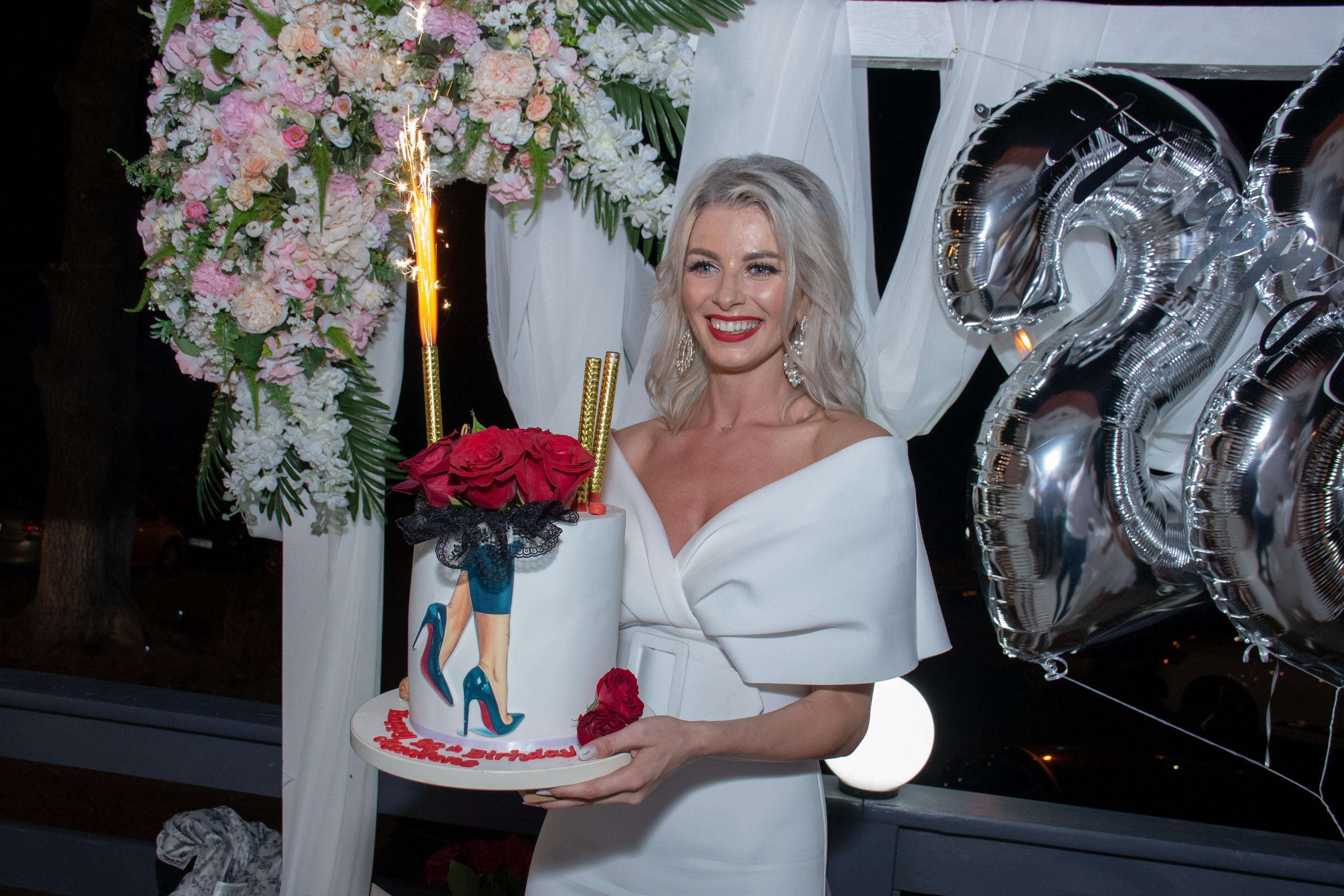 Aniversare MĂDĂLINA. RRStudio — Fotograf evenimente