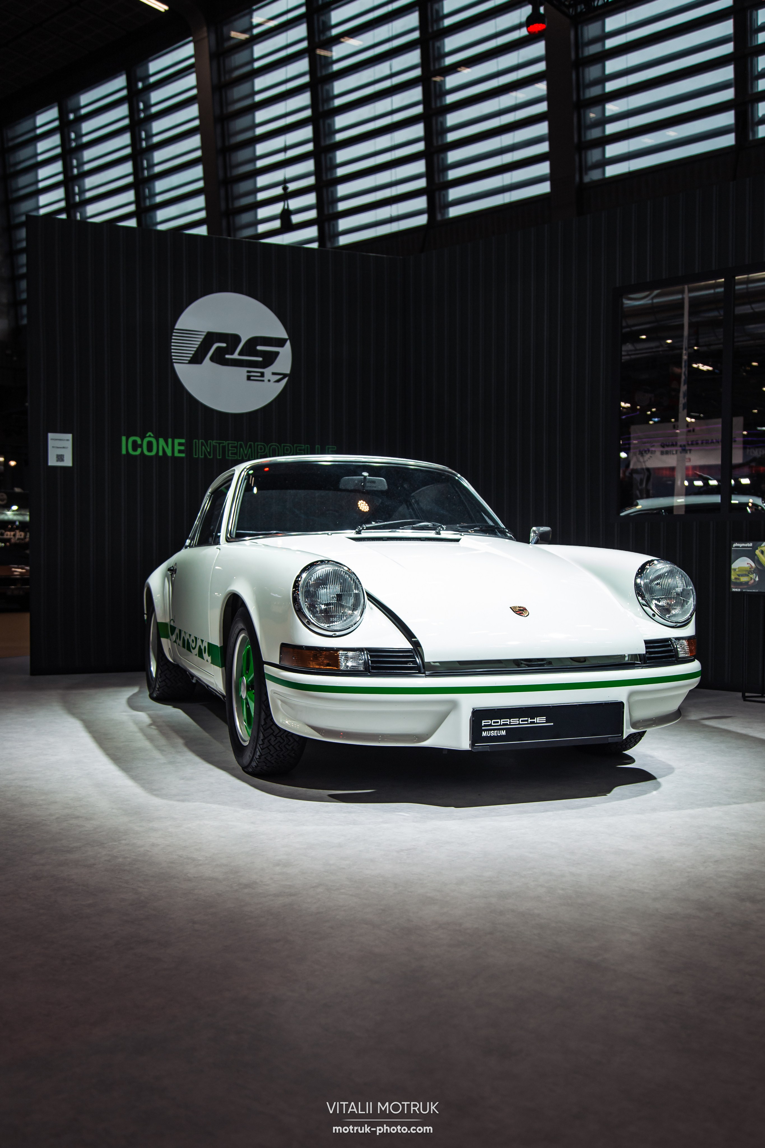 Retromobile 2023. Photographer in Paris — Vitalii Motruk