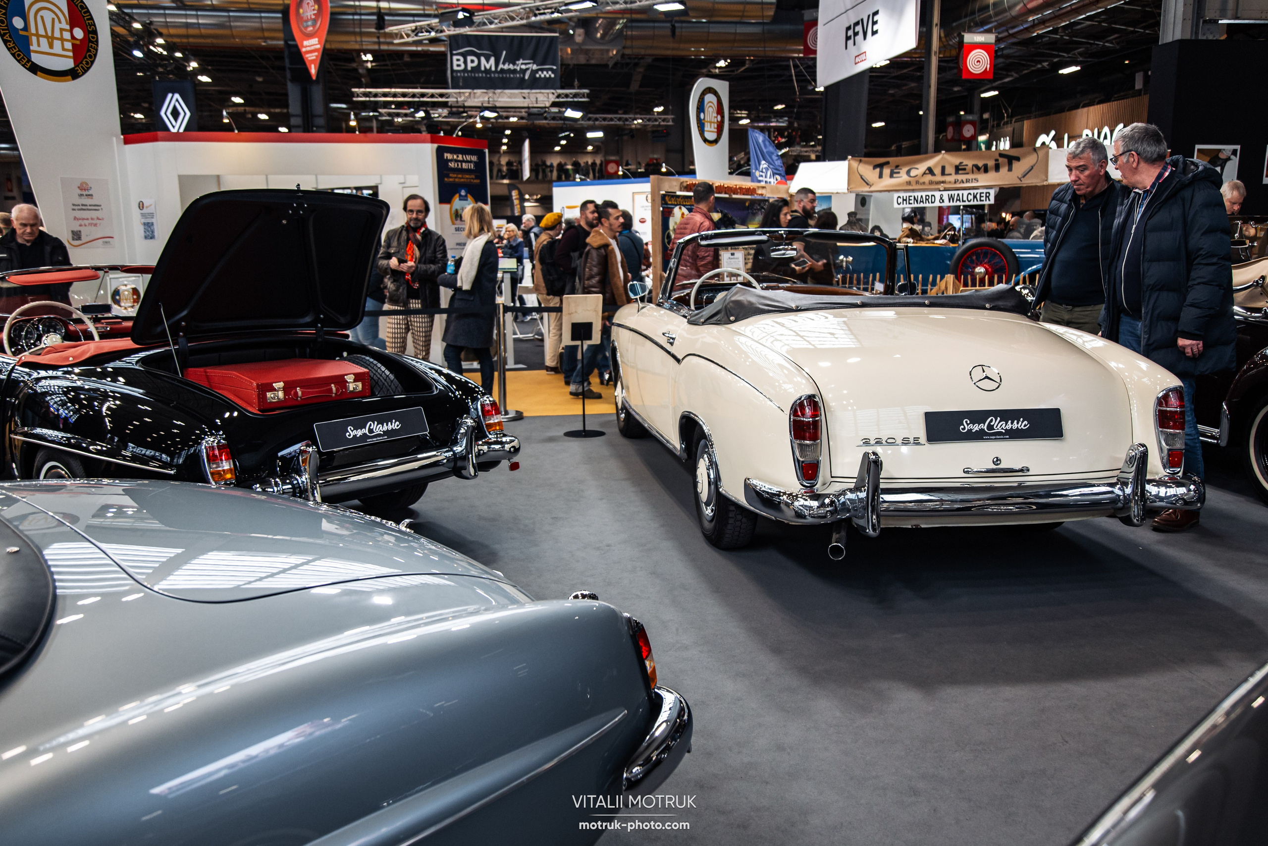 Retromobile 2023. Photographer in Paris — Vitalii Motruk