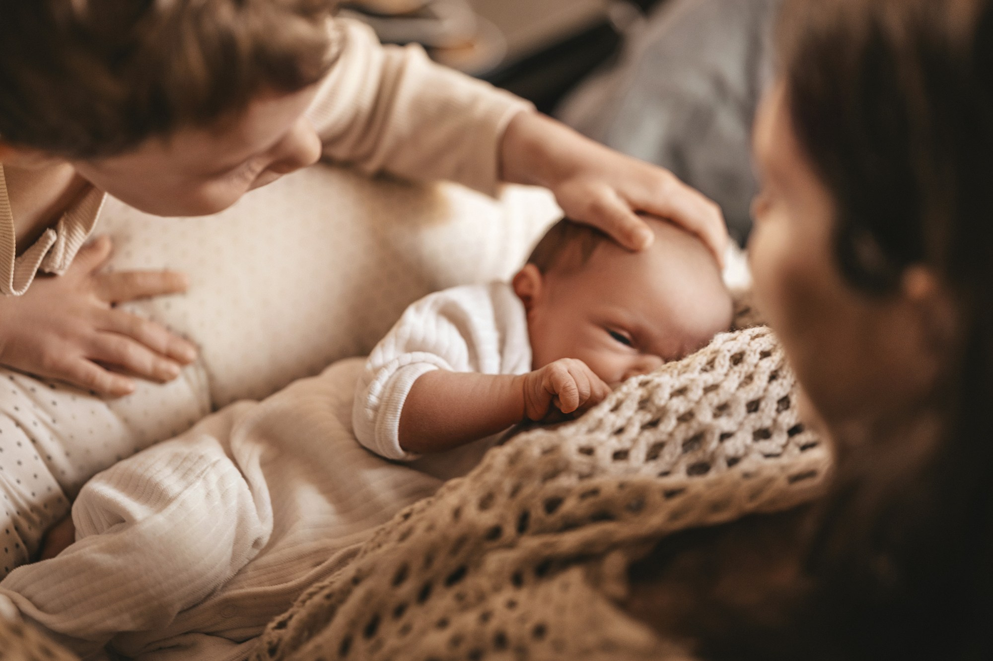 Newborn. Ksenia Saulnier Photographie — Photographe de famille, grossesse et nouveau-né à Grenoble et dans l’Isère