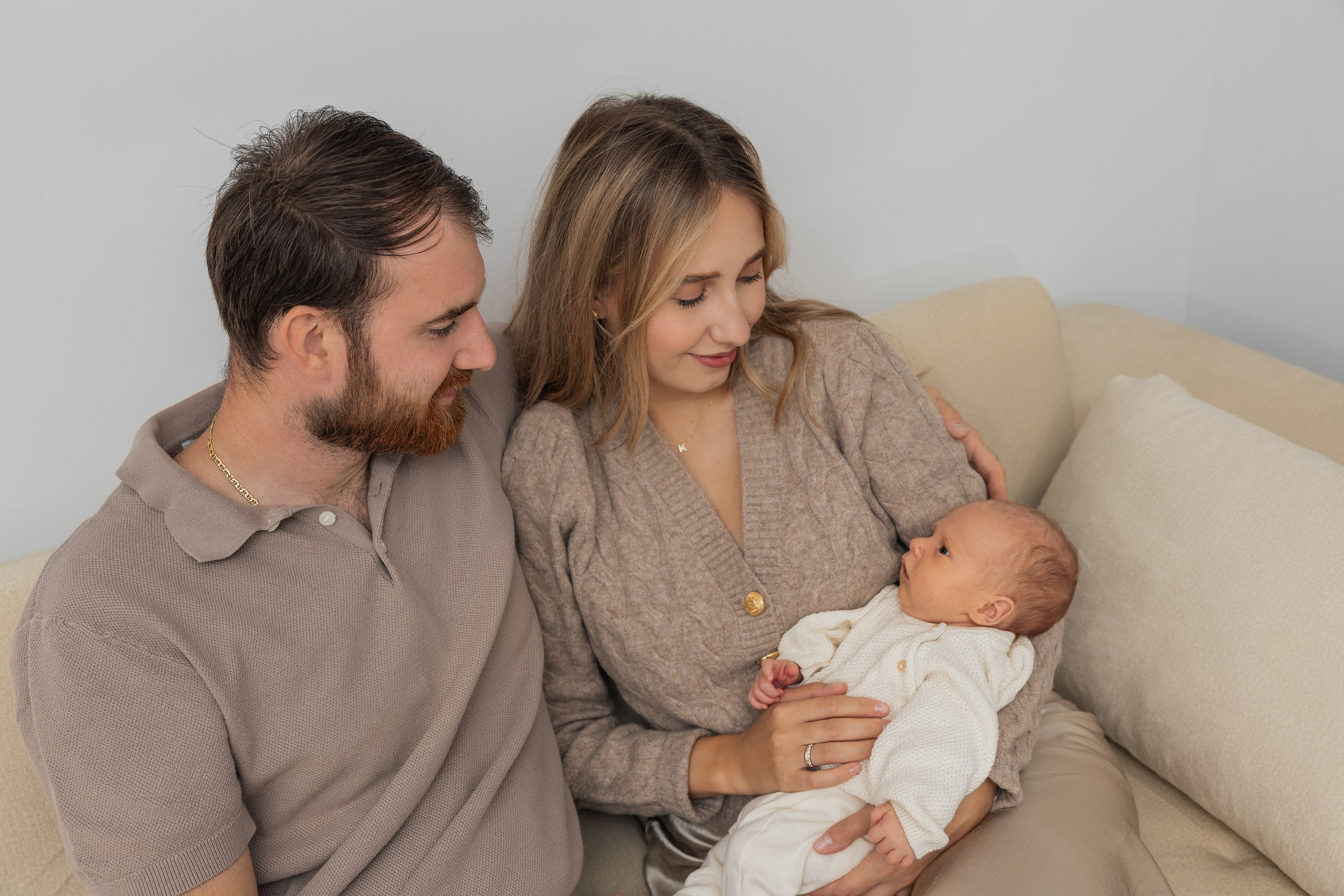 Newborn|Family Session. PHOTOGRAPHER IN LONDON