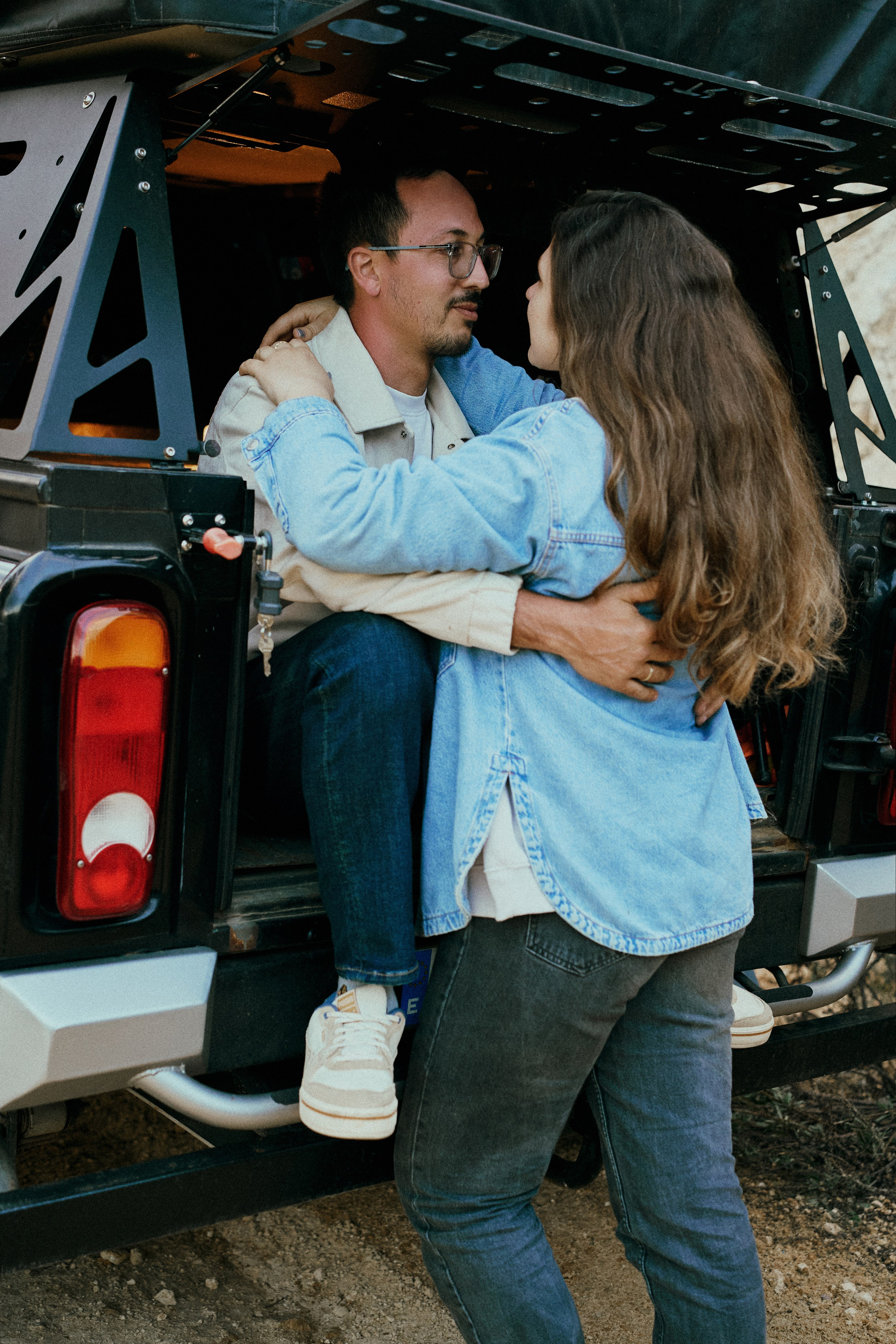 Луис и Лена. Машина. Фотограф в Барселоне Жанна Захарченко