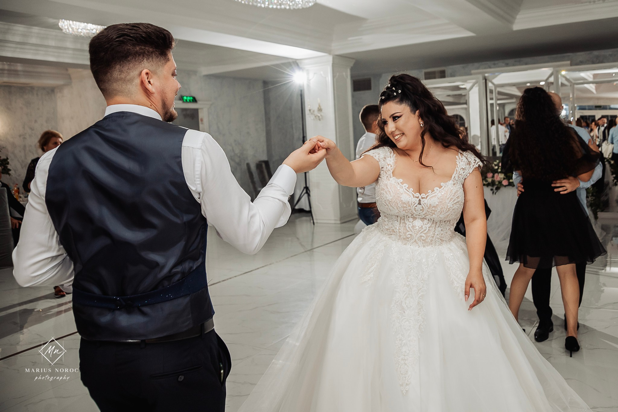 Leila & Alexandru | Complex EOS Iasi