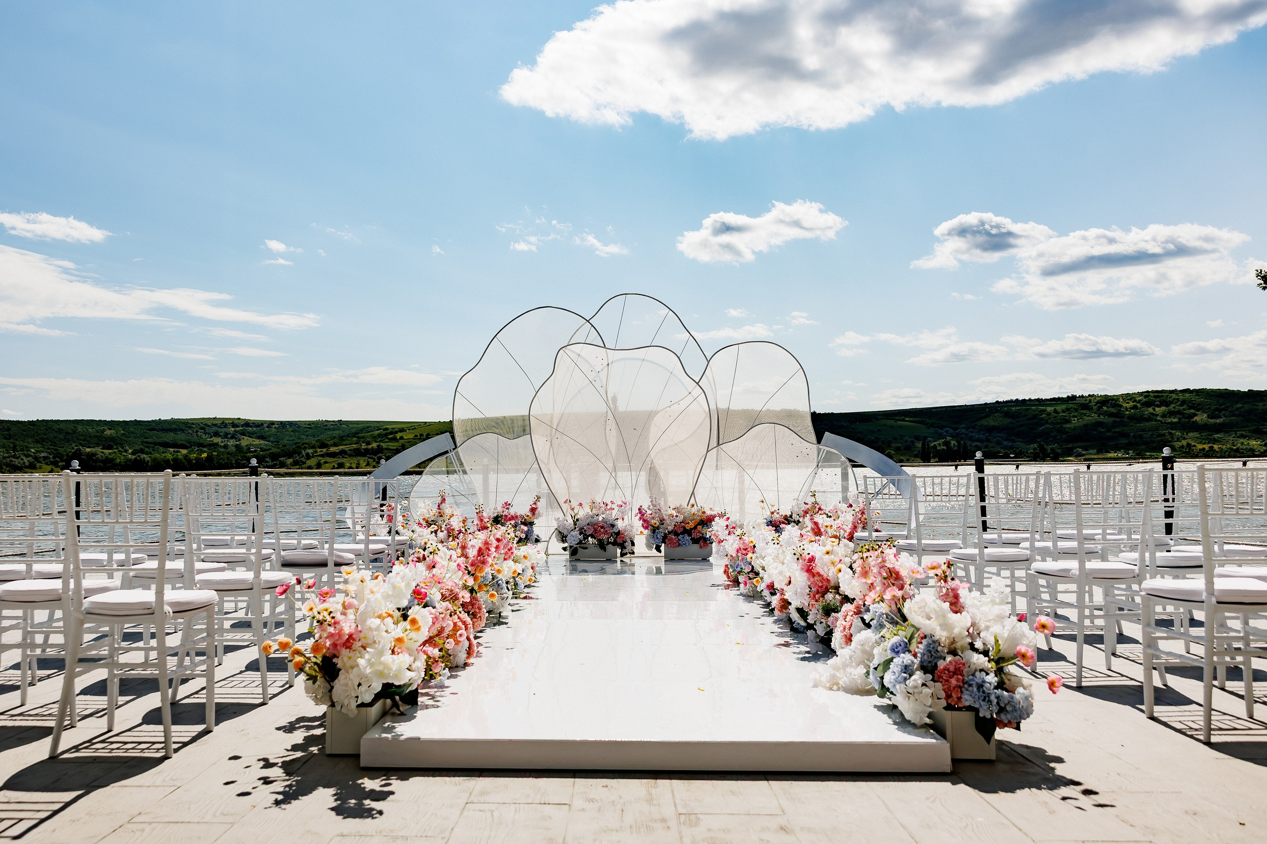 Florin & Corina — Complexul Turistic Costesti — Wedding Day. Servicii Foto și Video 067188353