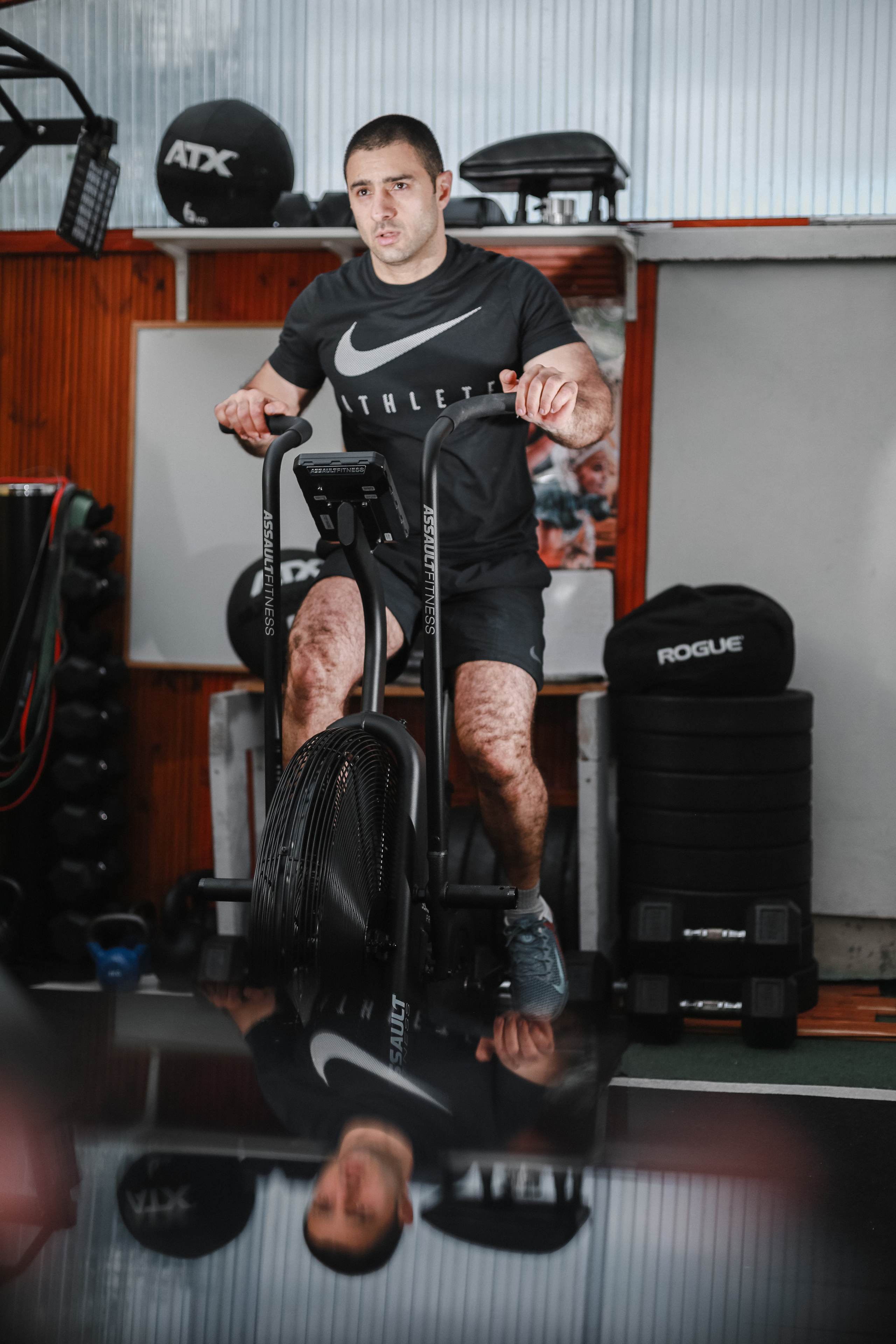 CrossFit by Artak & Anahit. Wedding and family photographer in Cork, Ireland. Tigran