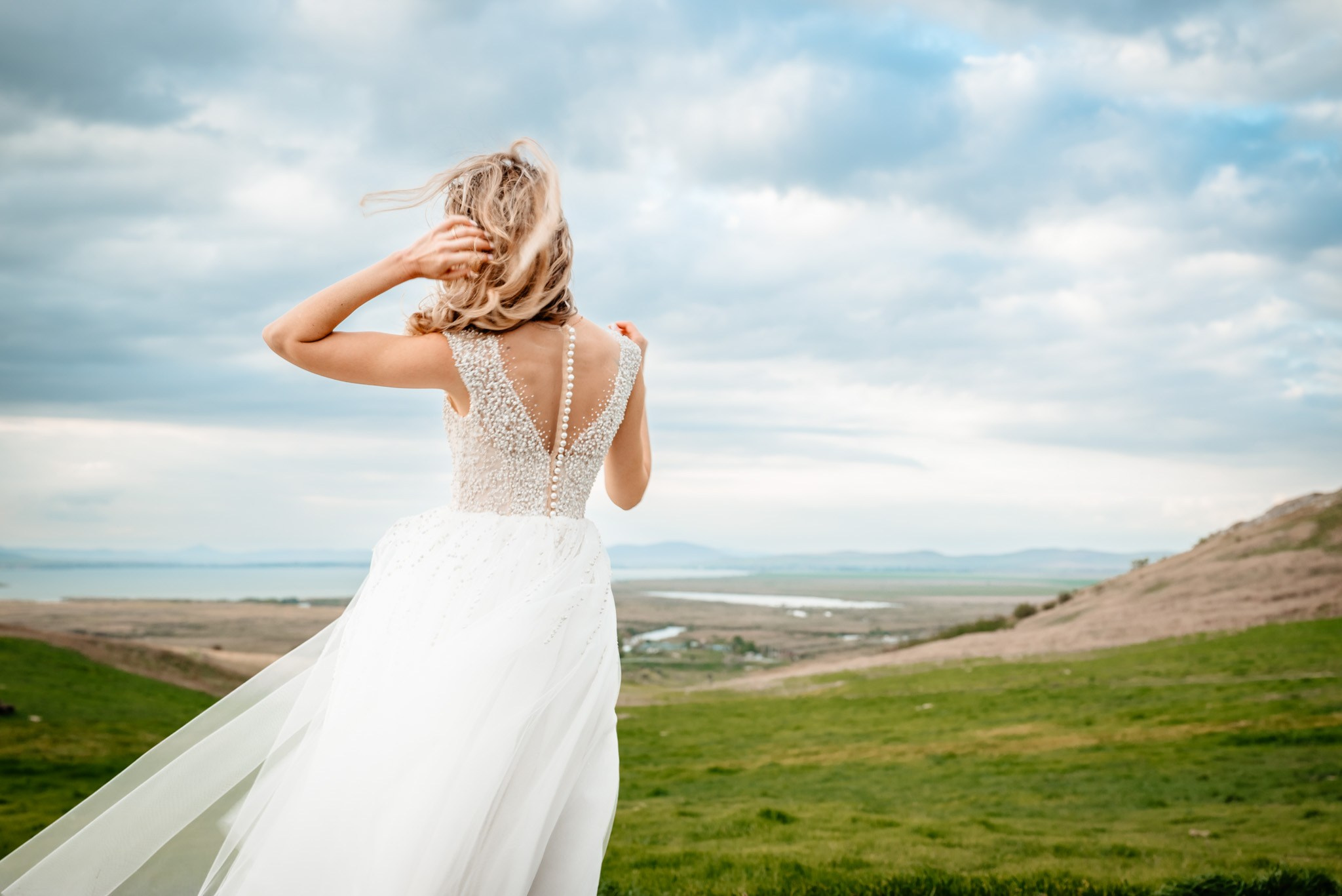 Alexandra & Robert. Www.besttalesstudio.com