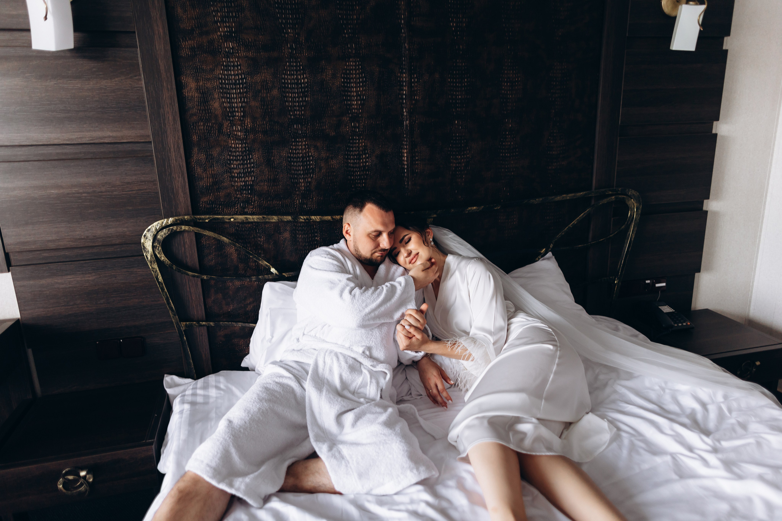 White Wedding. Wedding and Family Photograph