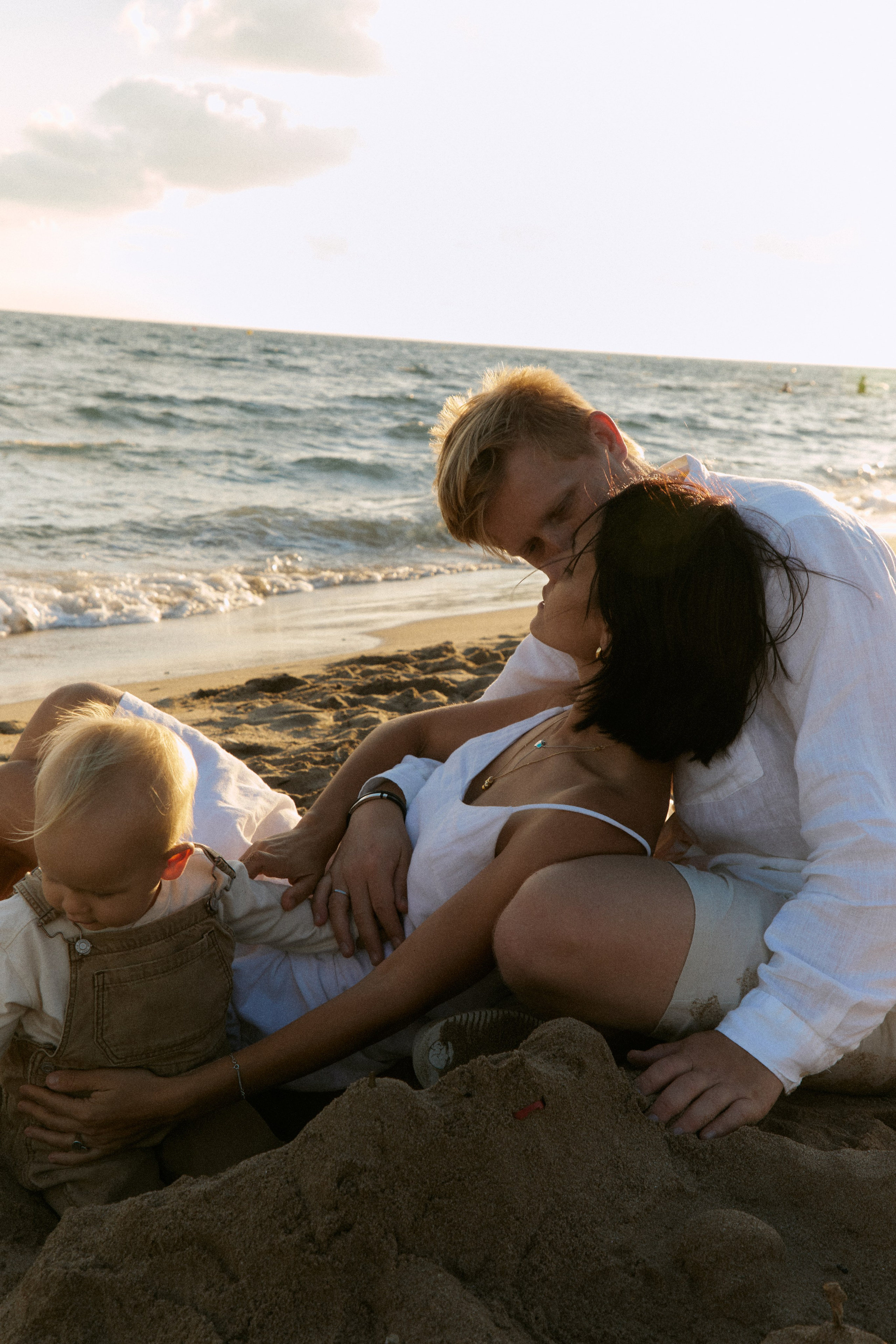 Beach session. Photographer in Paris