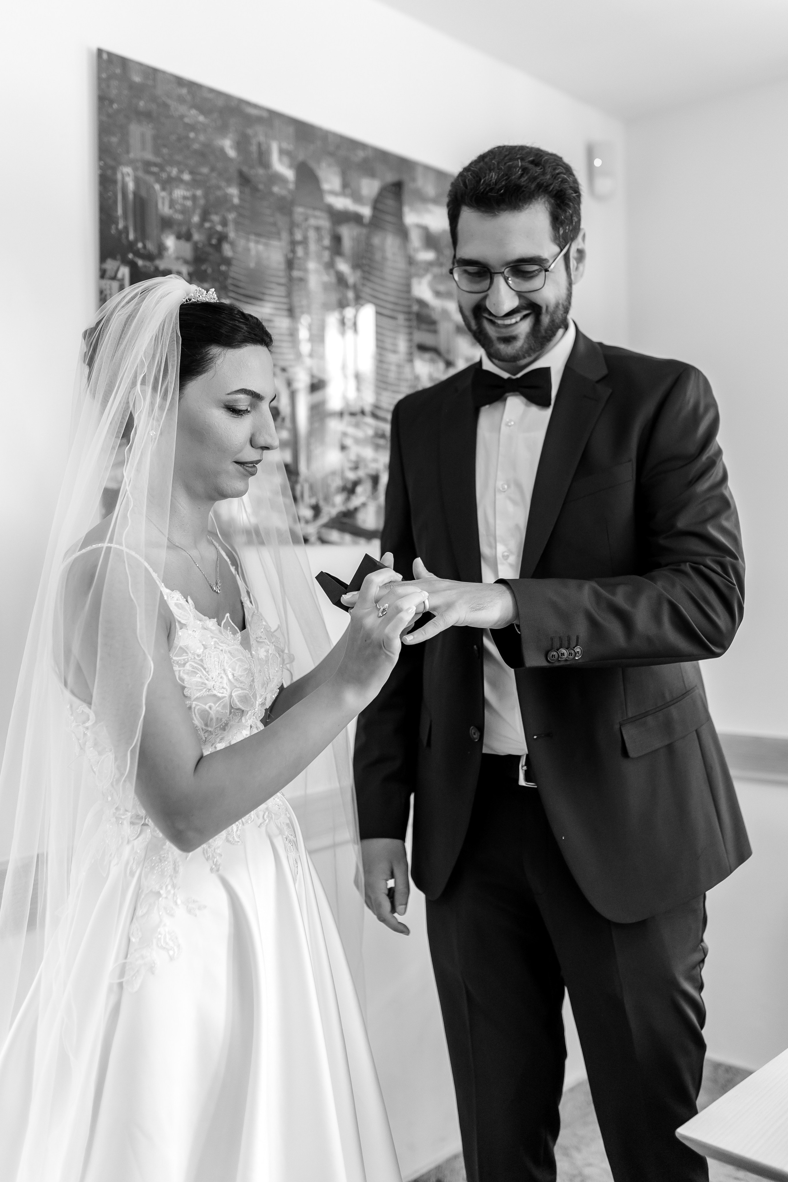 Intime Trauung im Aserbeidschanischen Konsulat. Hochzeitsfotografie in Berlin Nataliia Schütze