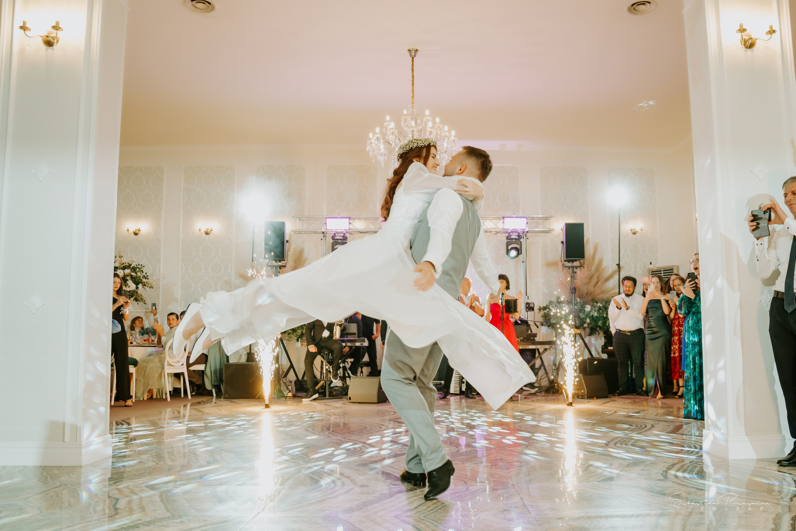 Roxana & Florin. Sebastian Purusniuc Fotograf - Iasi